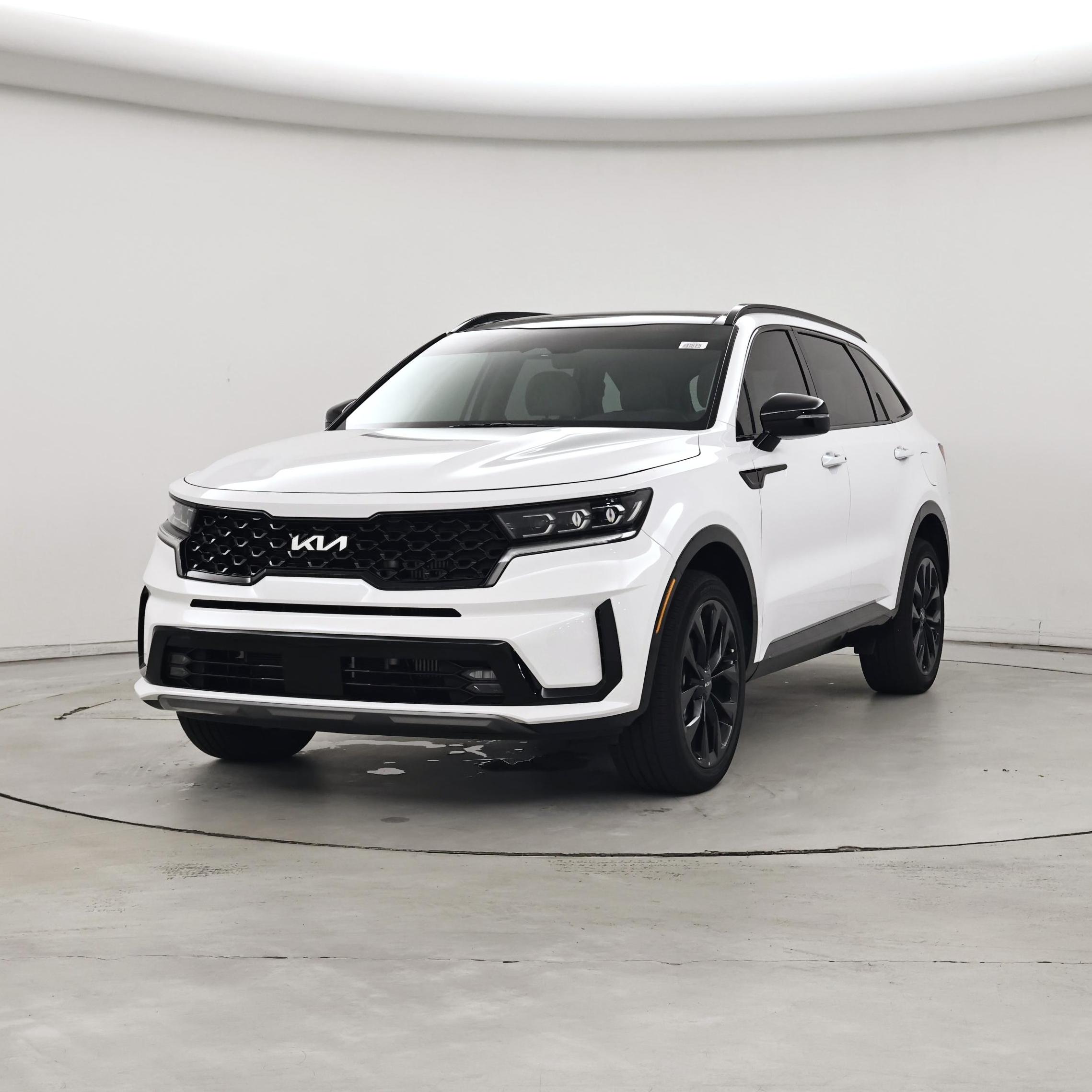 Thumbnail: 2023 Kia Sorento - 4