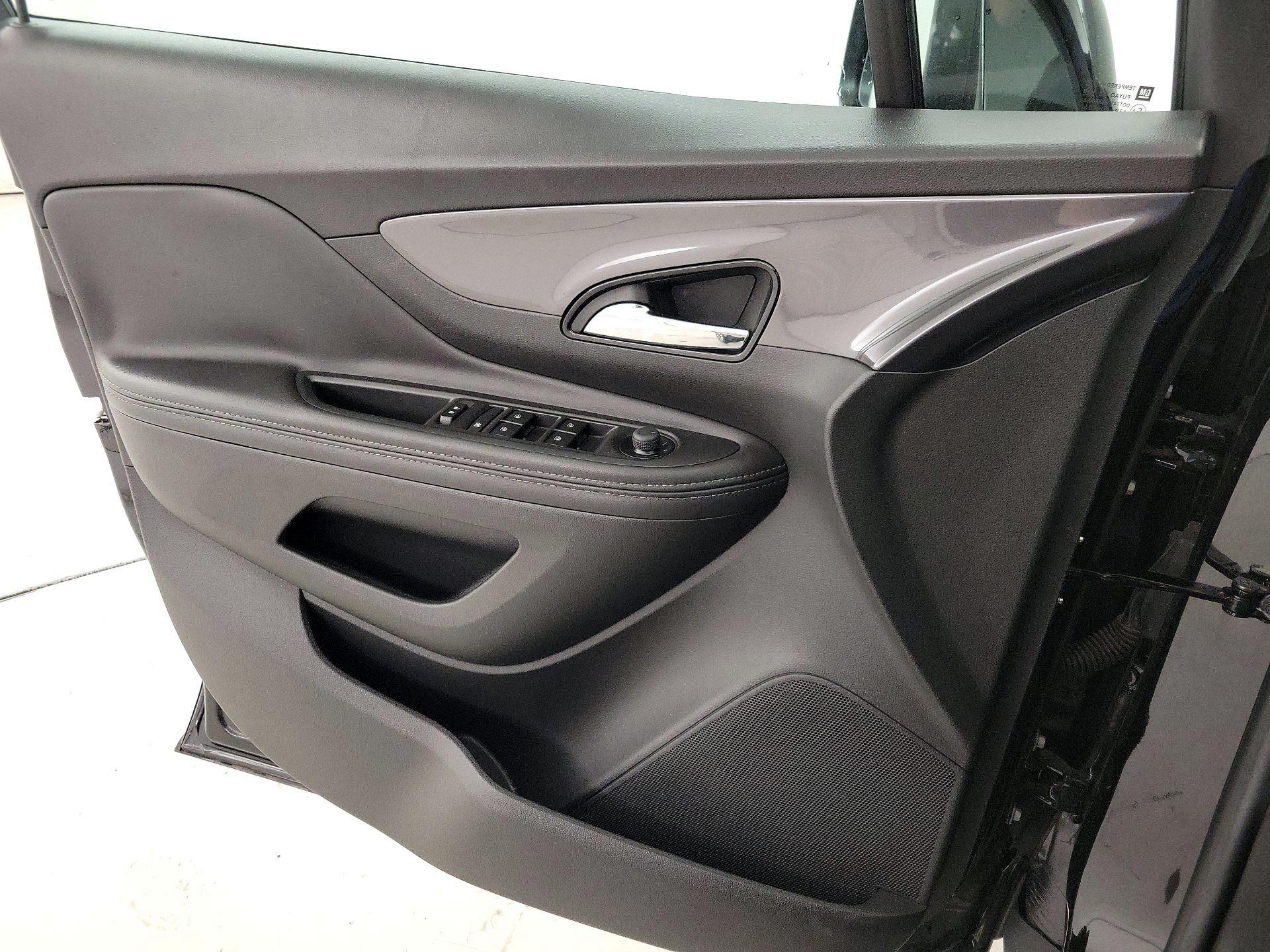 Thumbnail: 2022 Buick Encore - 12