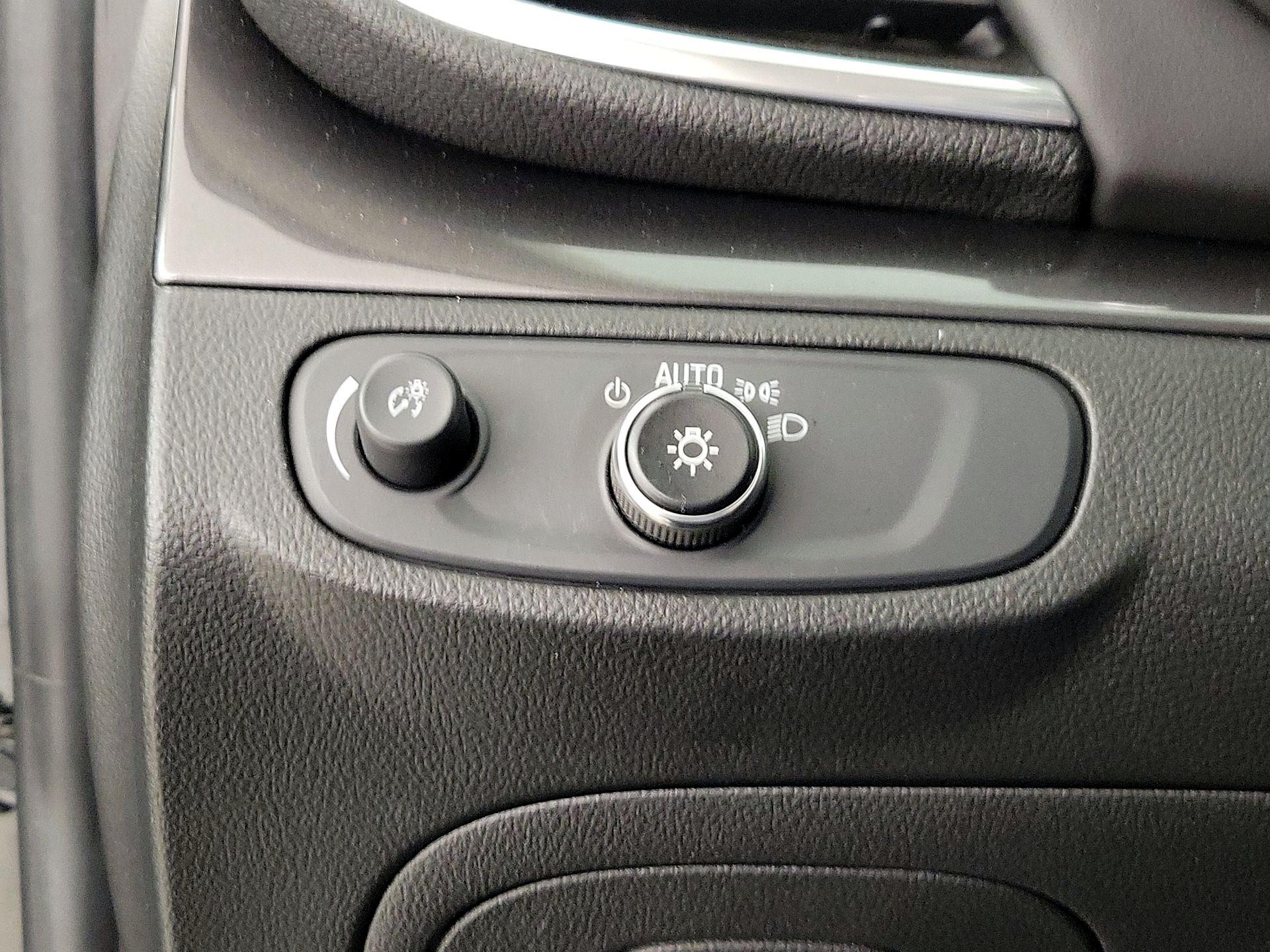 Thumbnail: 2022 Buick Encore - 13