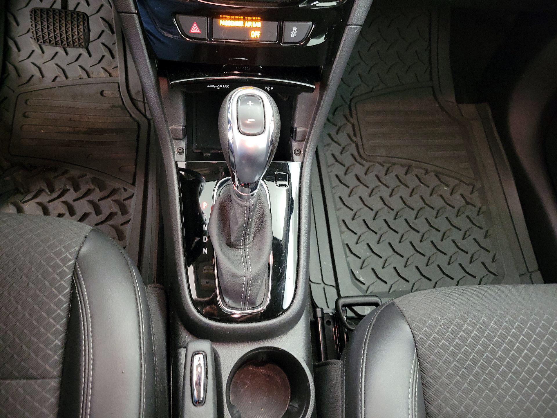 Thumbnail: 2022 Buick Encore - 17