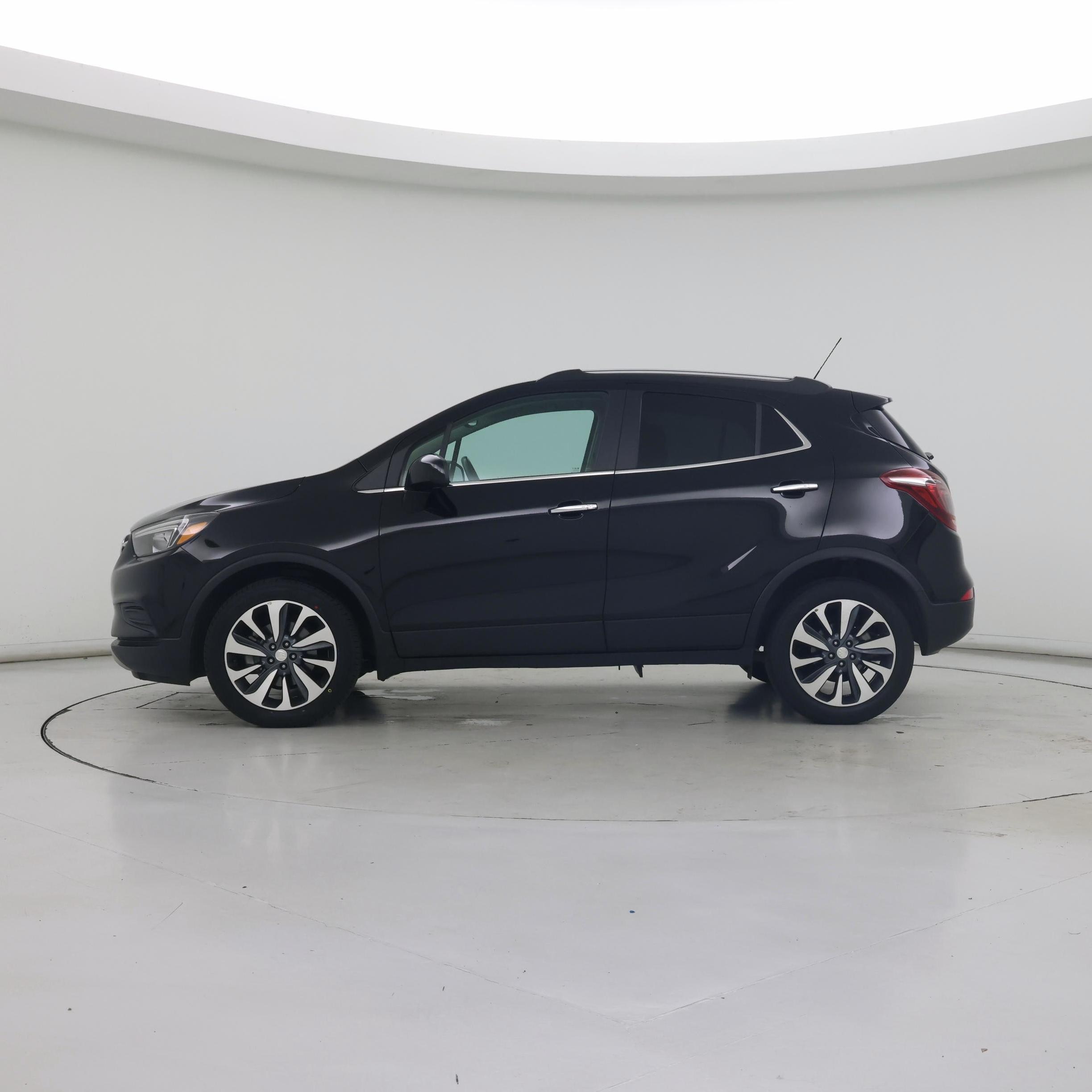 Thumbnail: 2022 Buick Encore - 3