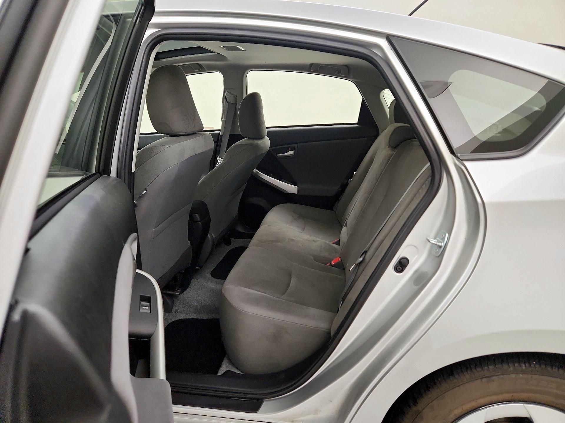 Thumbnail: 2015 Toyota Prius - 20
