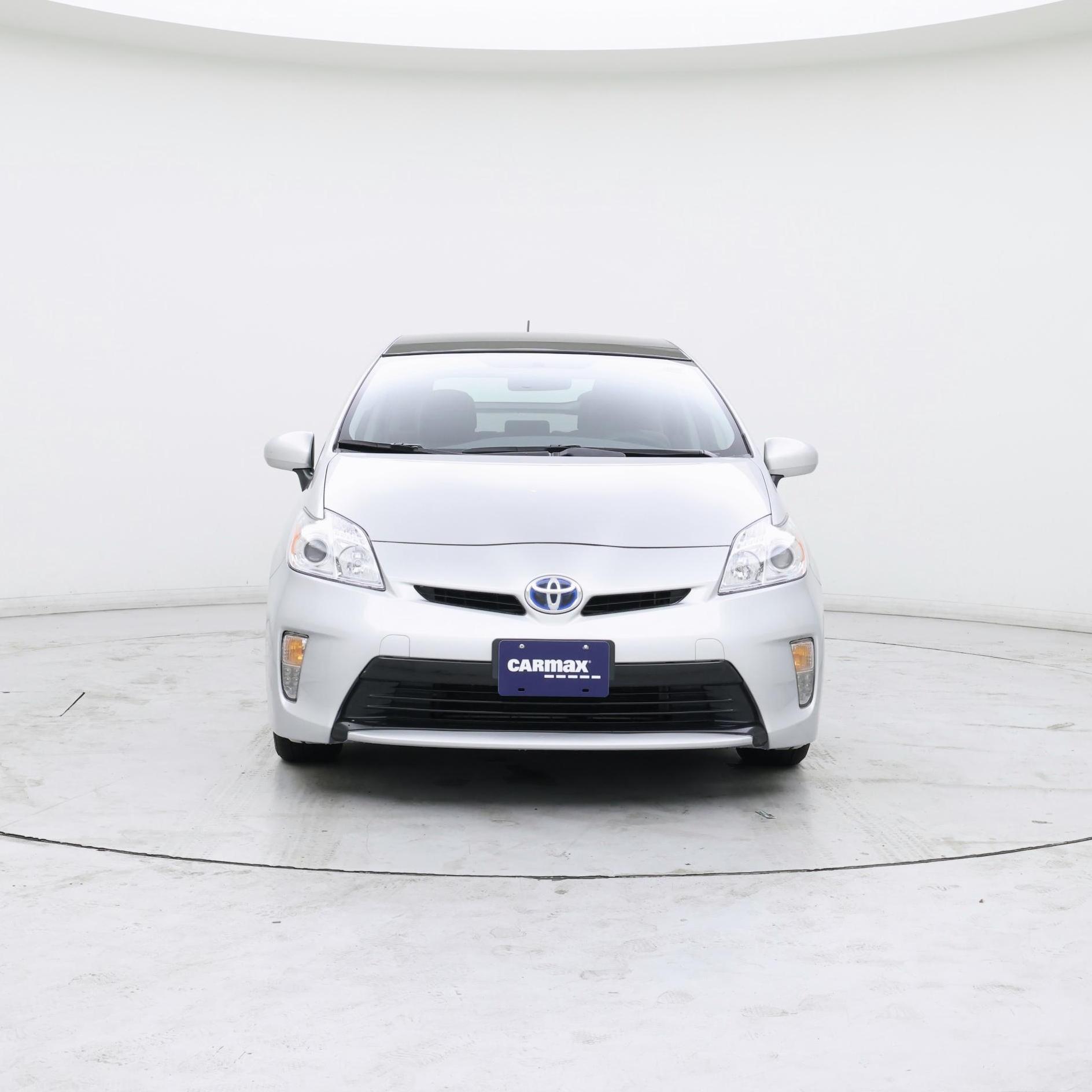 Thumbnail: 2015 Toyota Prius - 5