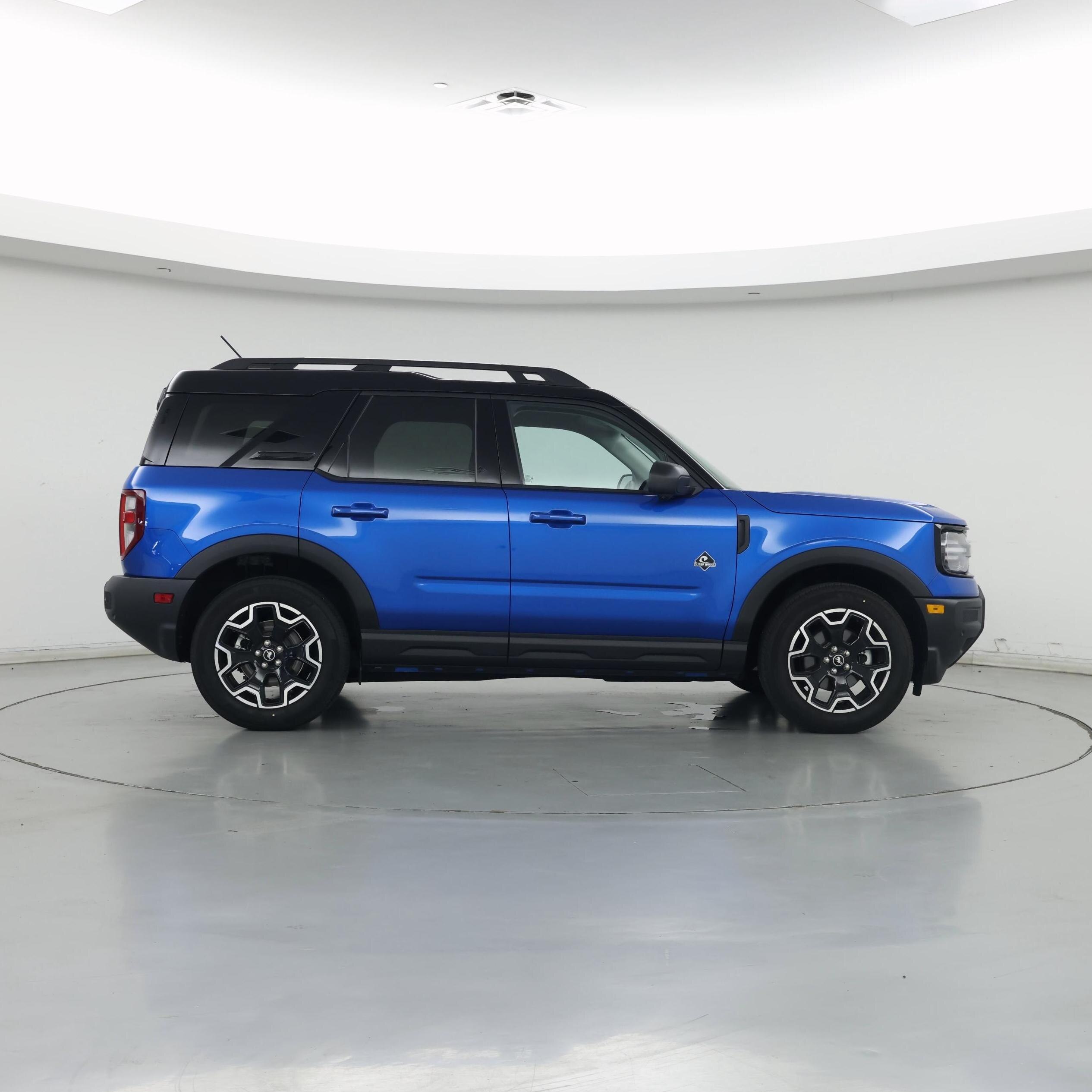 Thumbnail: 2025 Ford Bronco Sport - 7