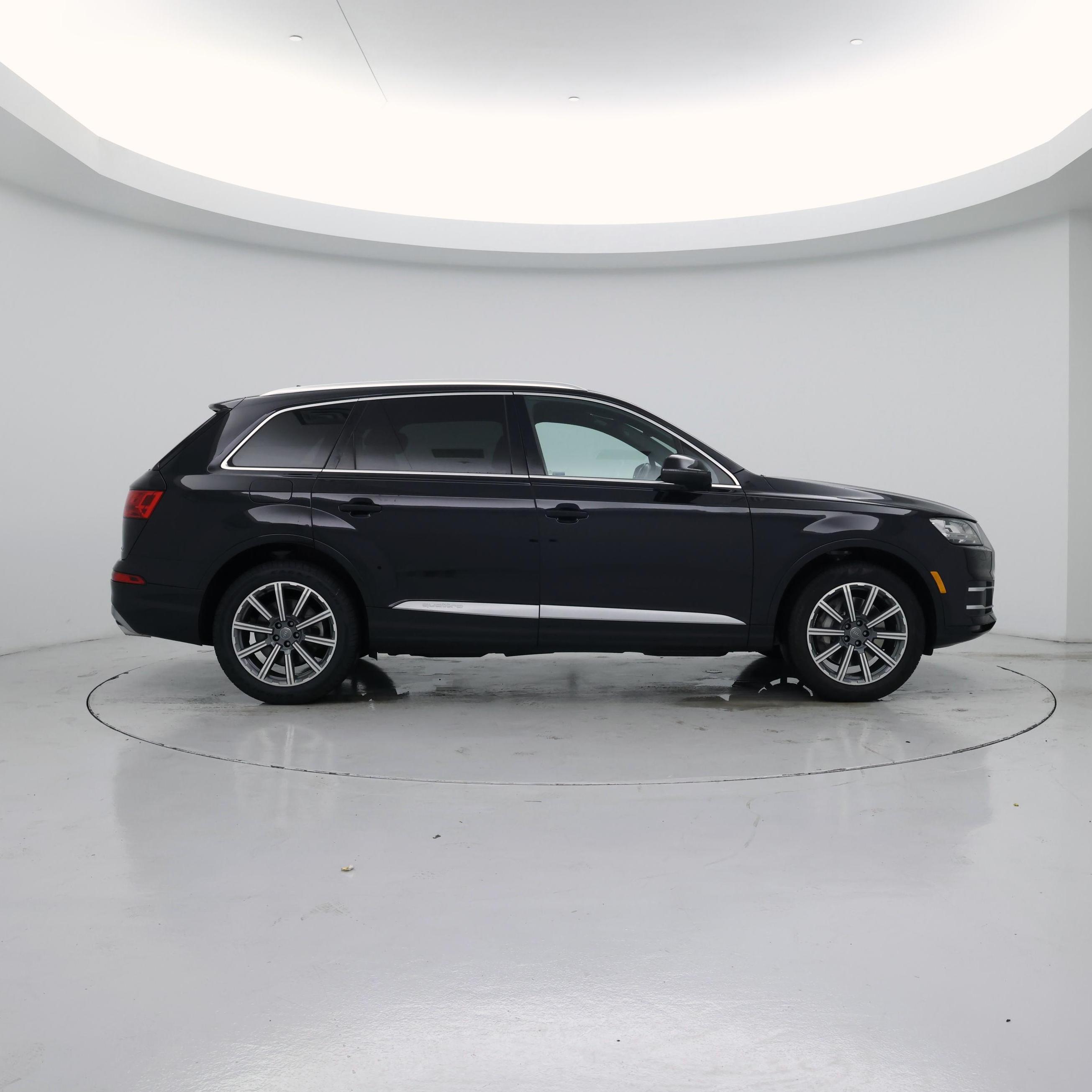 Thumbnail: 2019 Audi Q7 - 7