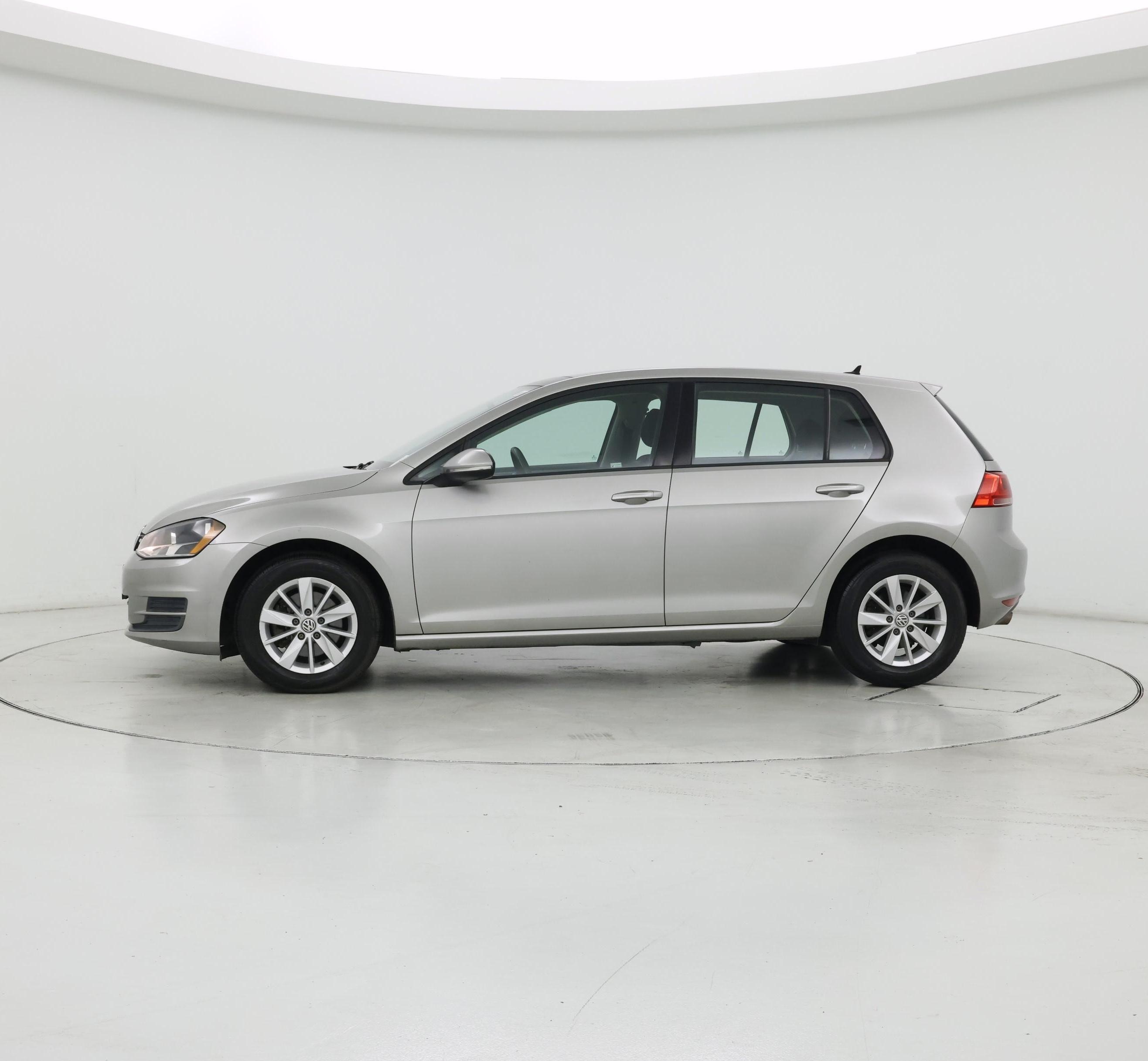 Thumbnail: 2016 Volkswagen Golf - 3
