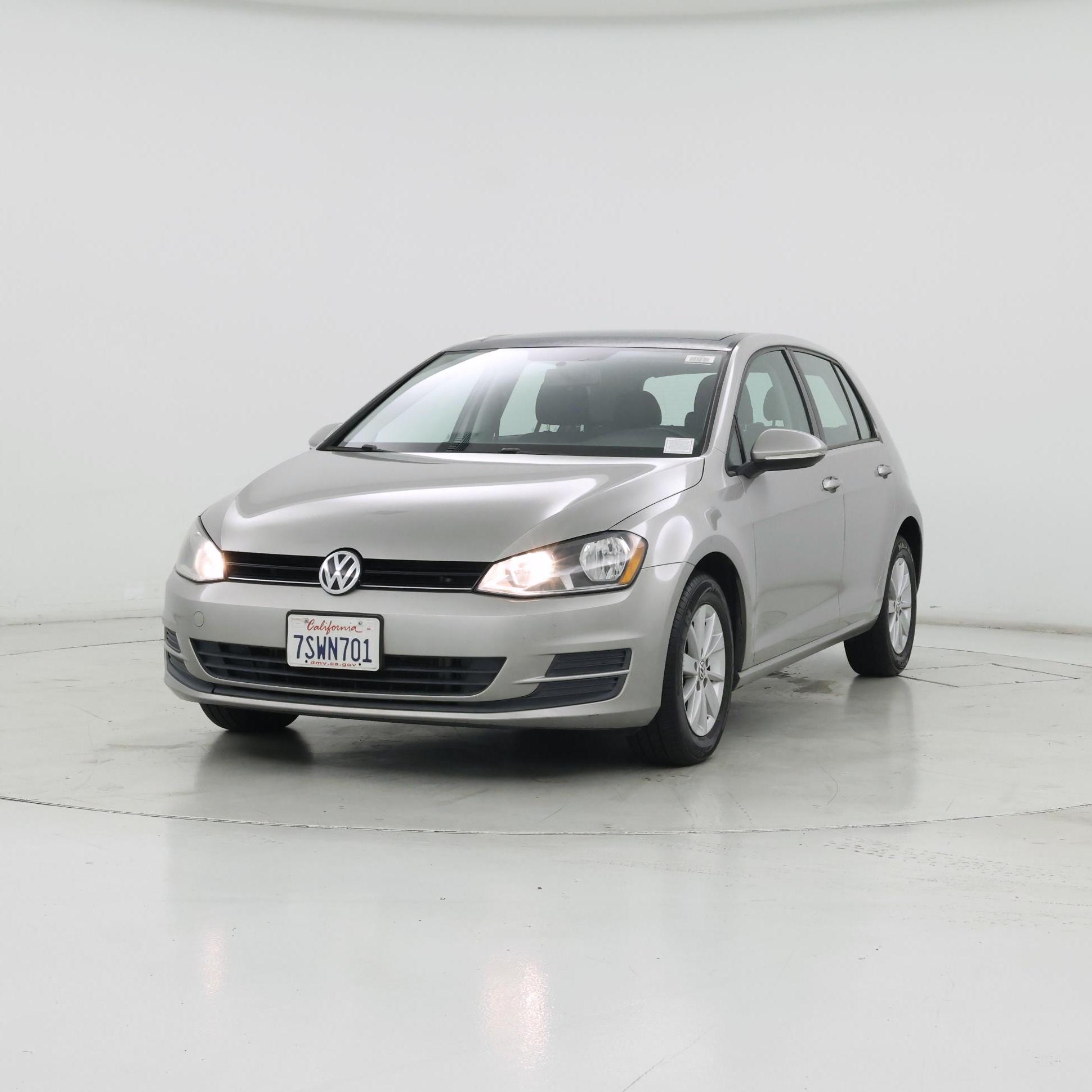 Thumbnail: 2016 Volkswagen Golf - 4