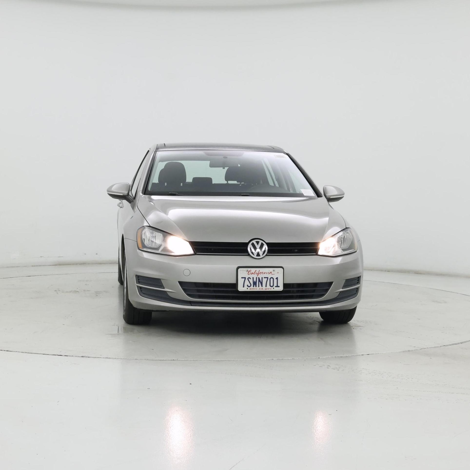 Thumbnail: 2016 Volkswagen Golf - 5