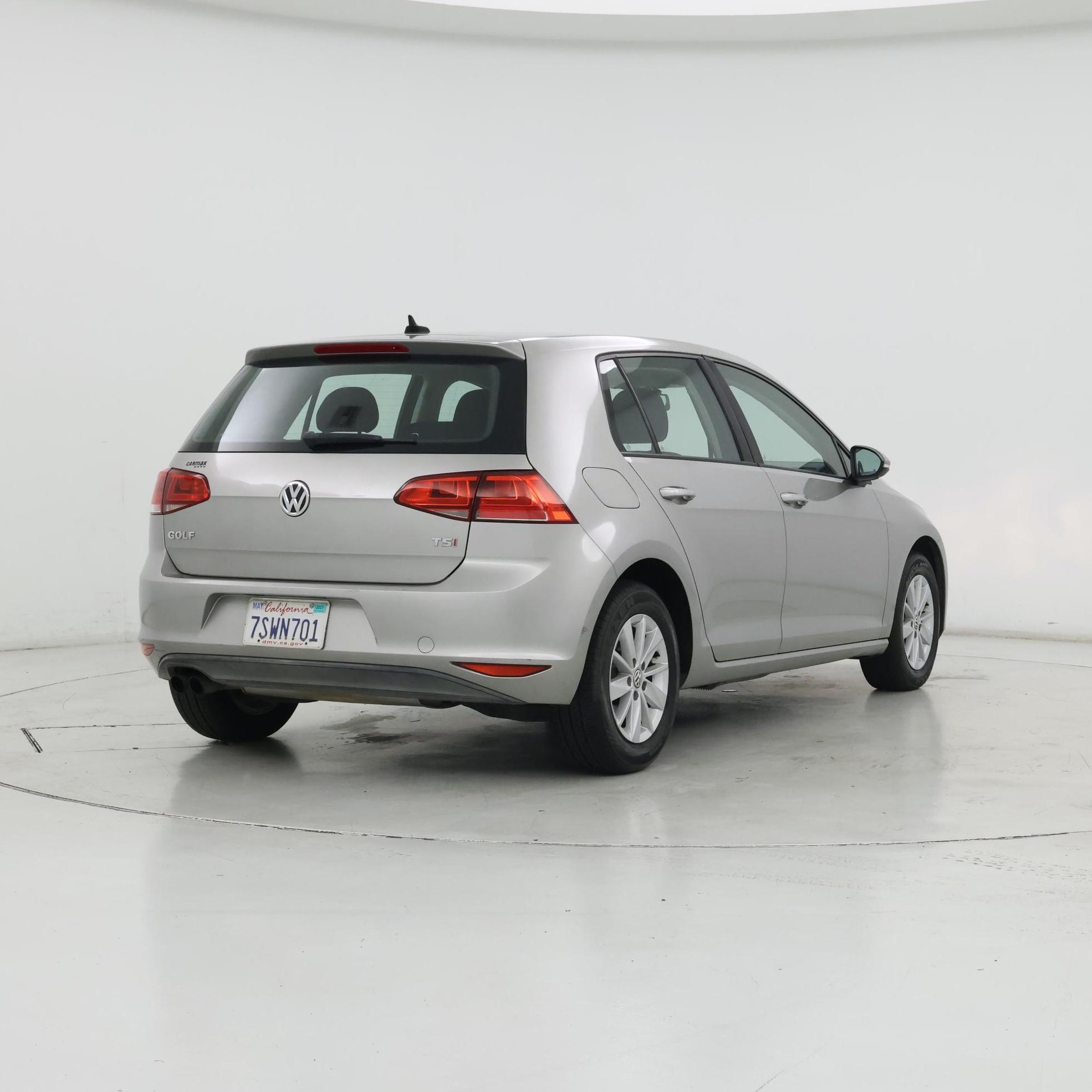 Thumbnail: 2016 Volkswagen Golf - 8