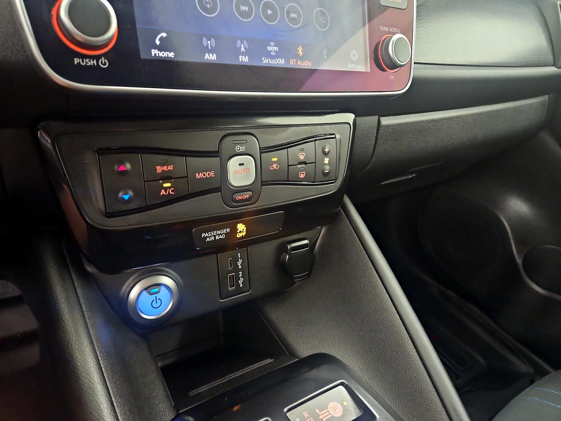Thumbnail: 2020 Nissan Leaf - 15
