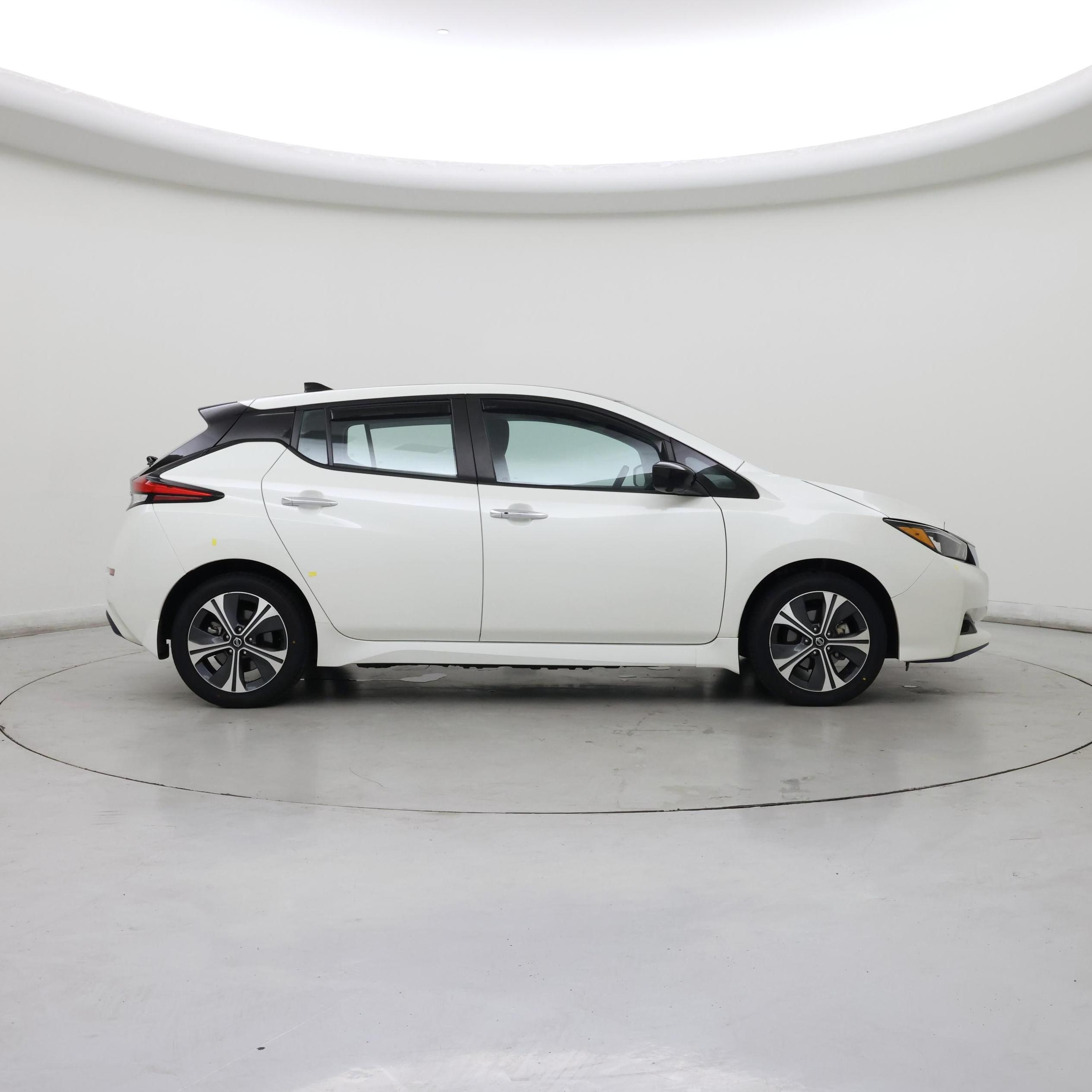 Thumbnail: 2020 Nissan Leaf - 7