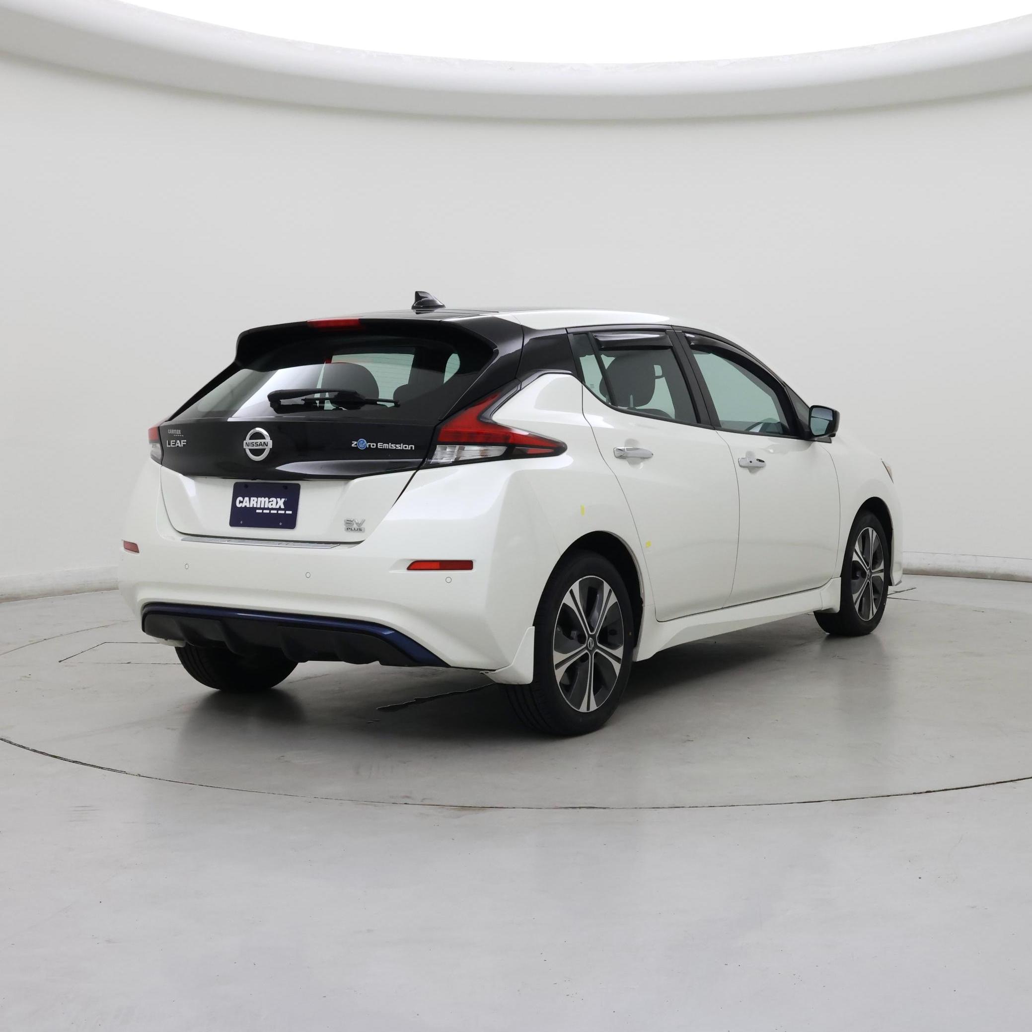 Thumbnail: 2020 Nissan Leaf - 8