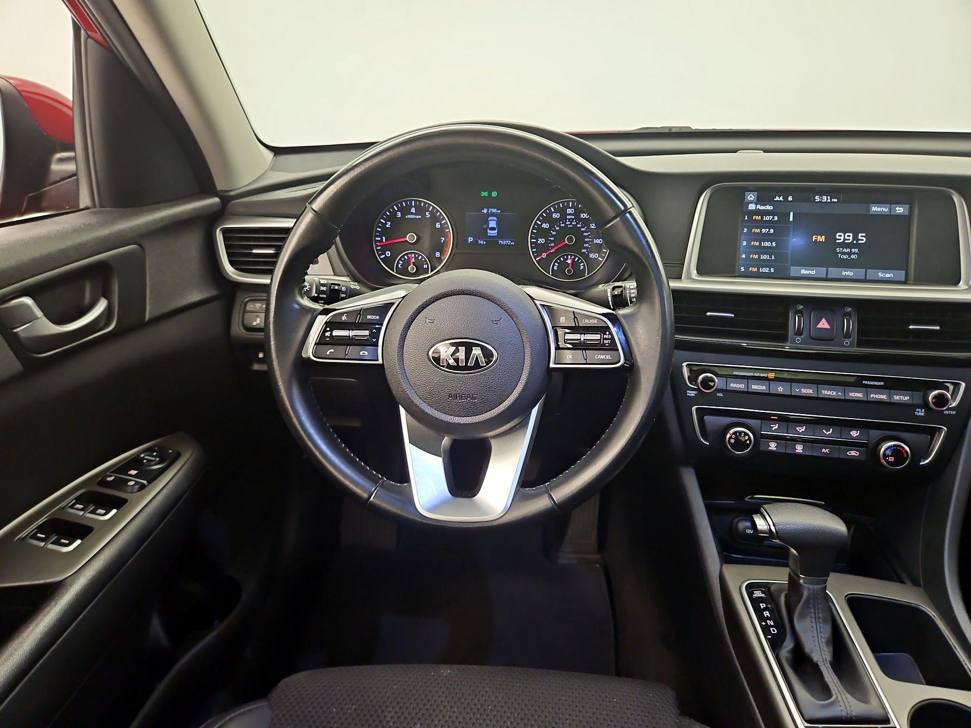 Thumbnail: 2020 Kia Optima - 10