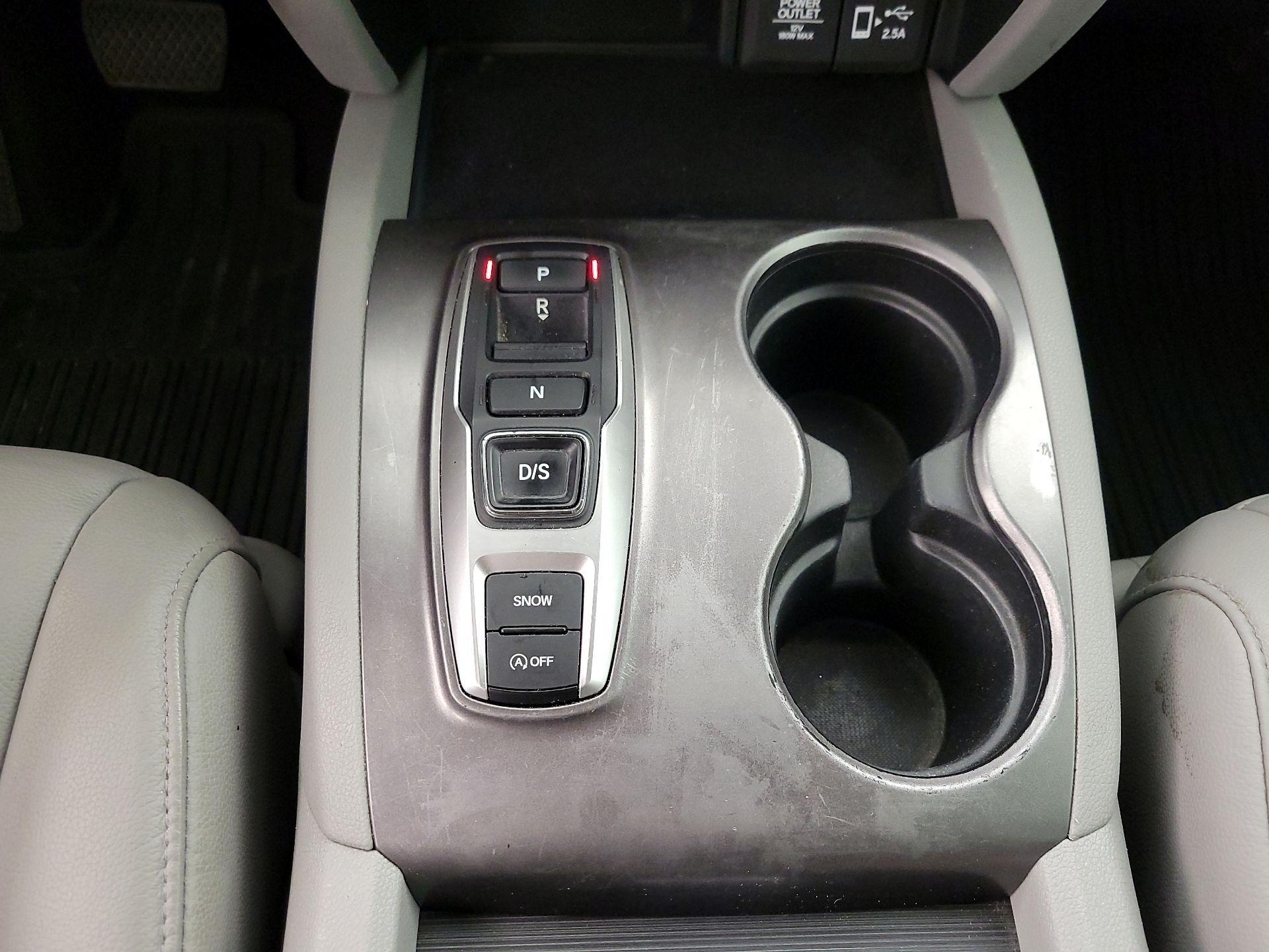 Thumbnail: 2021 Honda Pilot - 17