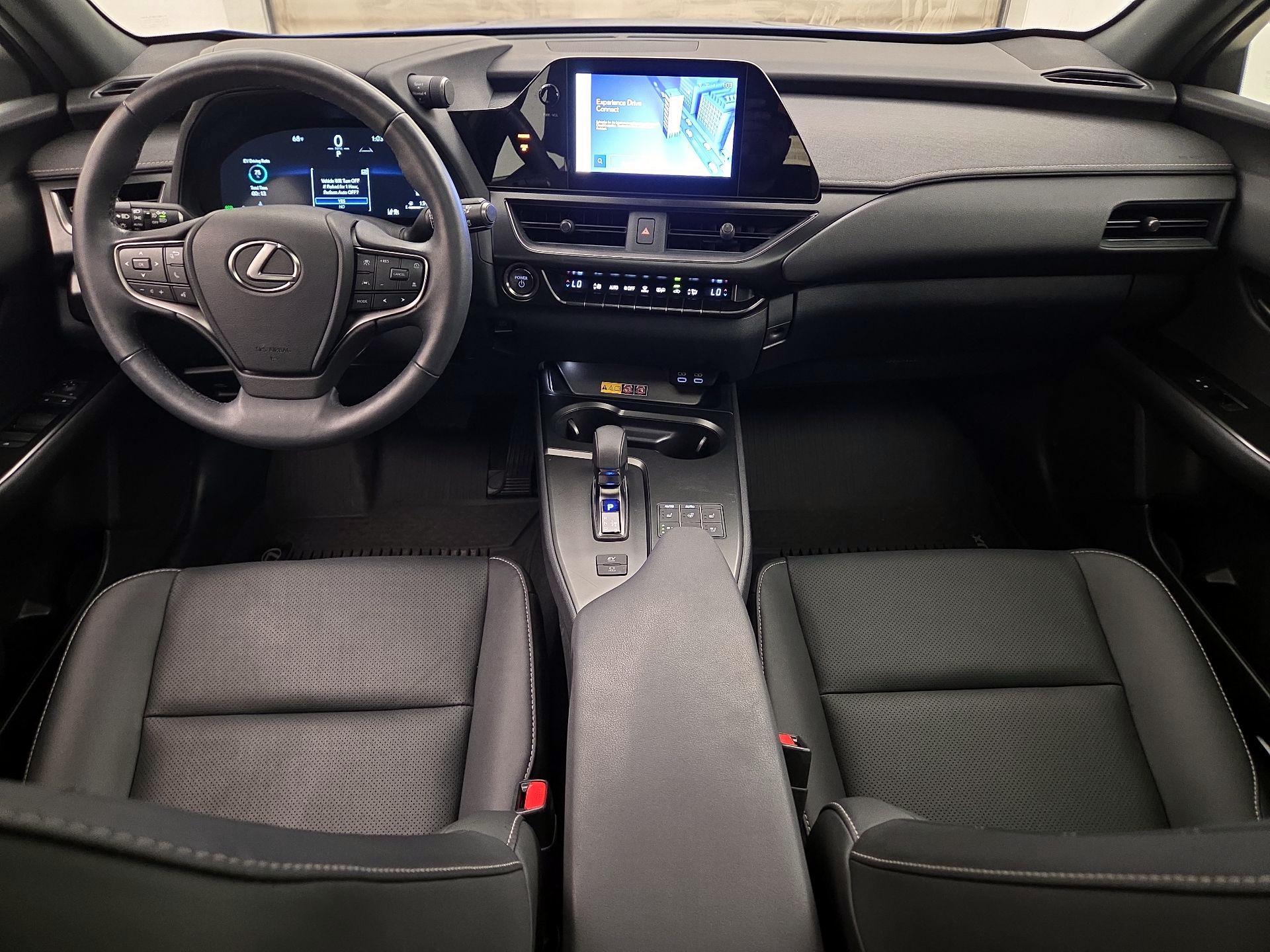 Thumbnail: 2025 Lexus UX - 9