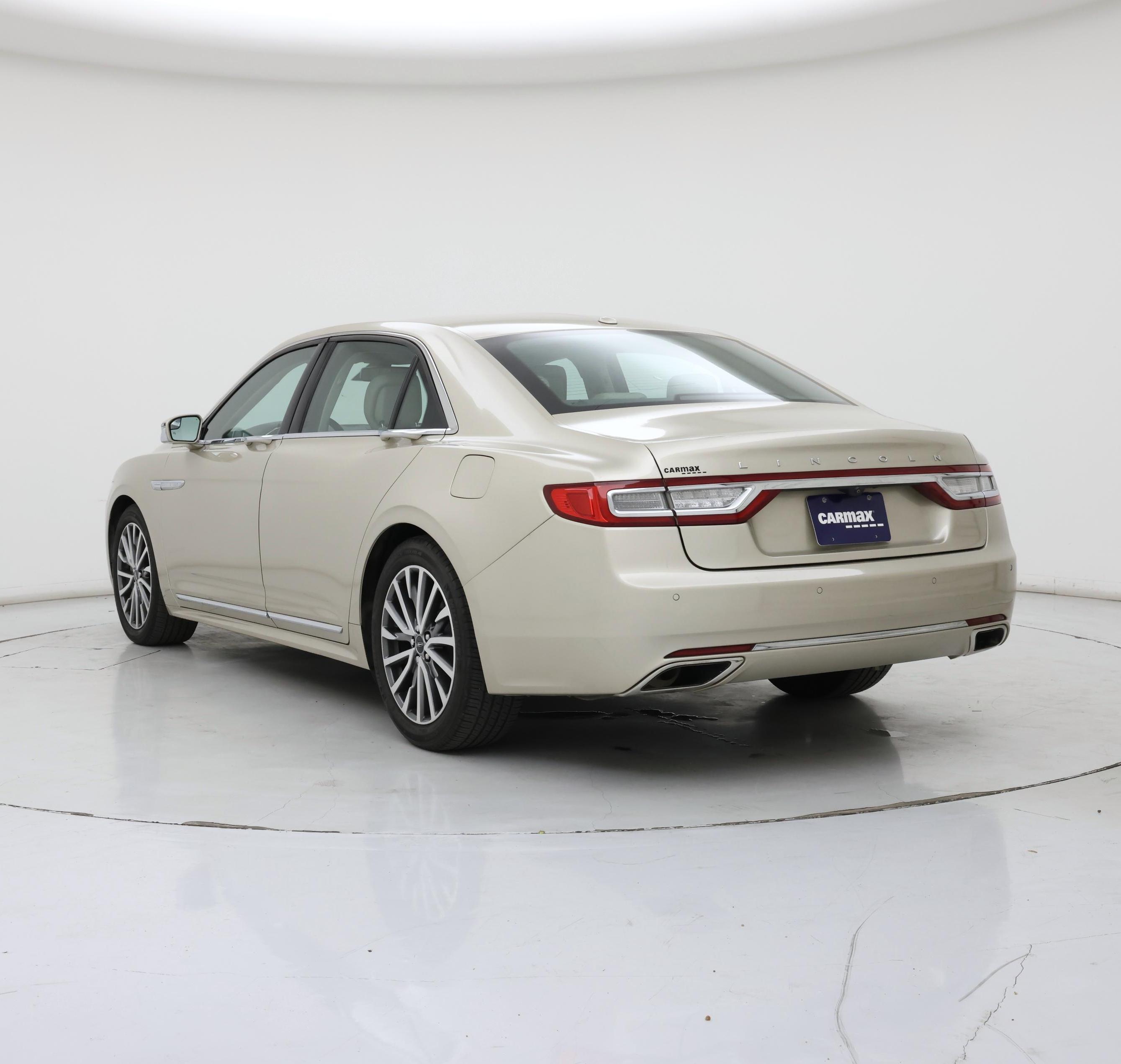 Thumbnail: 2017 Lincoln Continental - 2