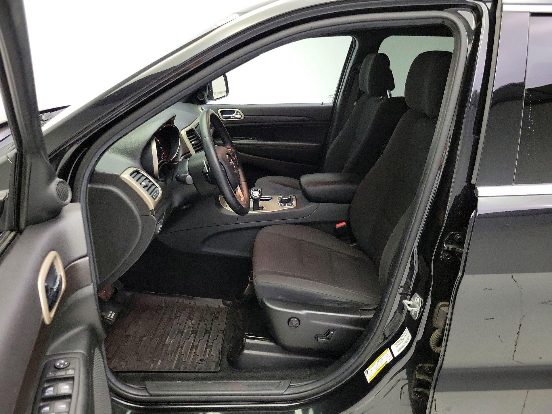 Thumbnail: 2014 Jeep Grand Cherokee - 11