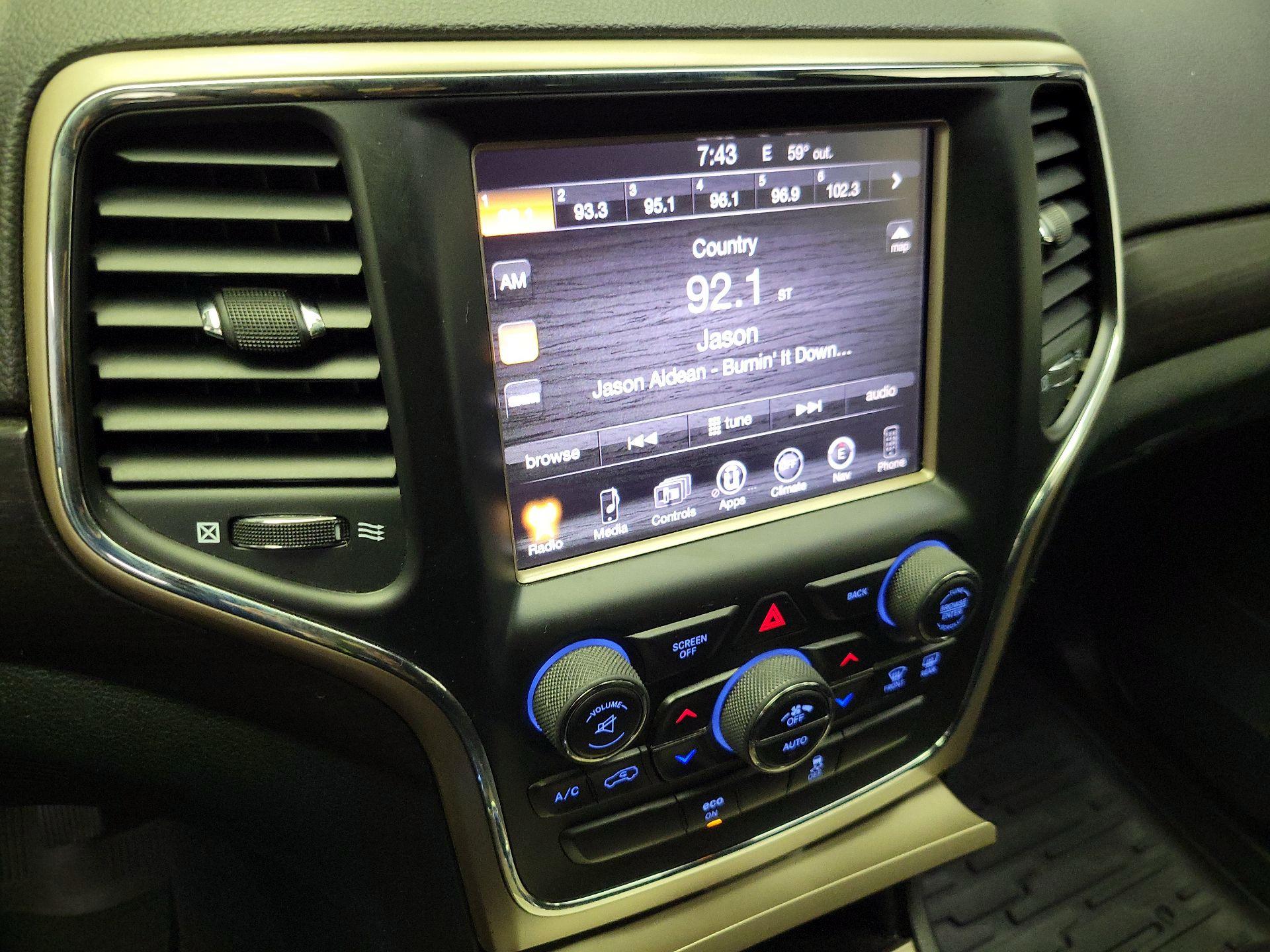 Thumbnail: 2014 Jeep Grand Cherokee - 16