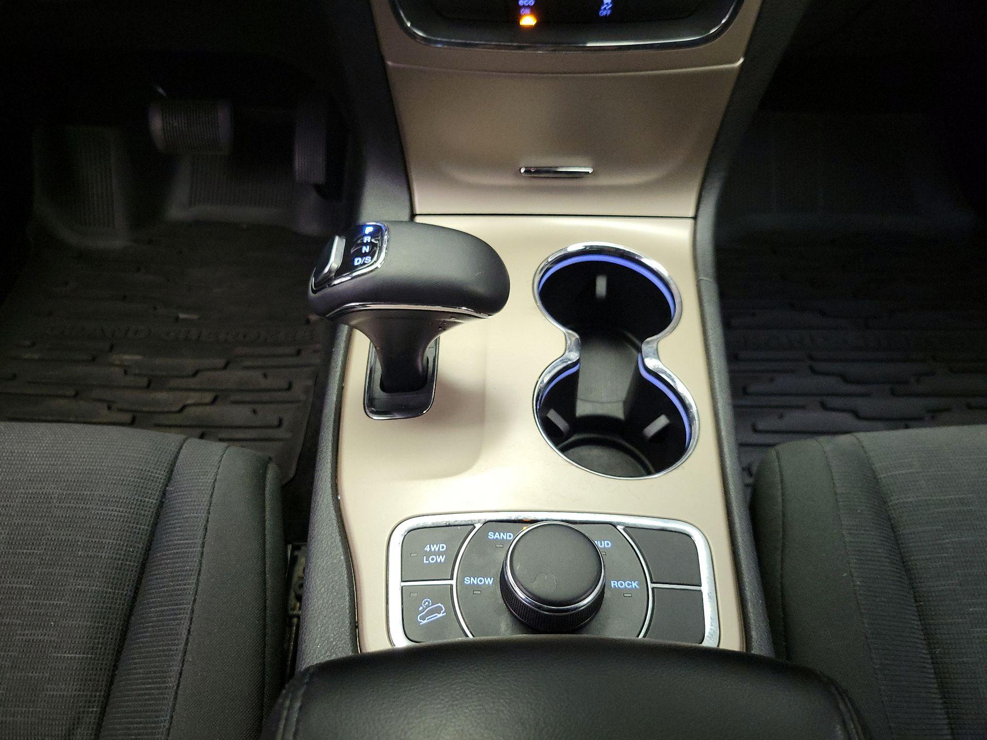 Thumbnail: 2014 Jeep Grand Cherokee - 18