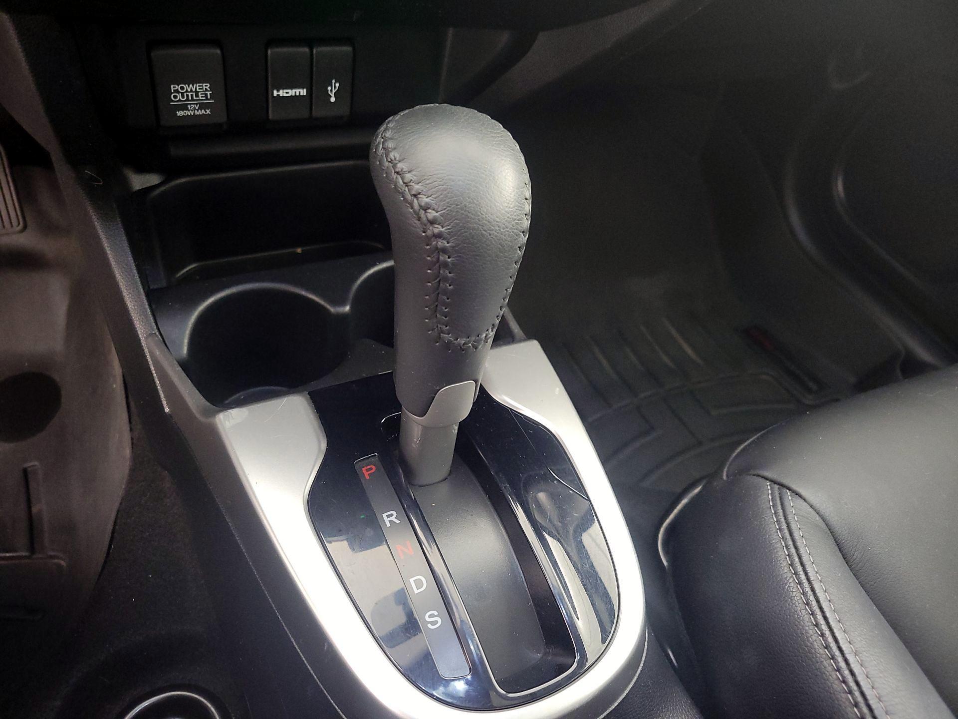 Thumbnail: 2015 Honda Fit - 18