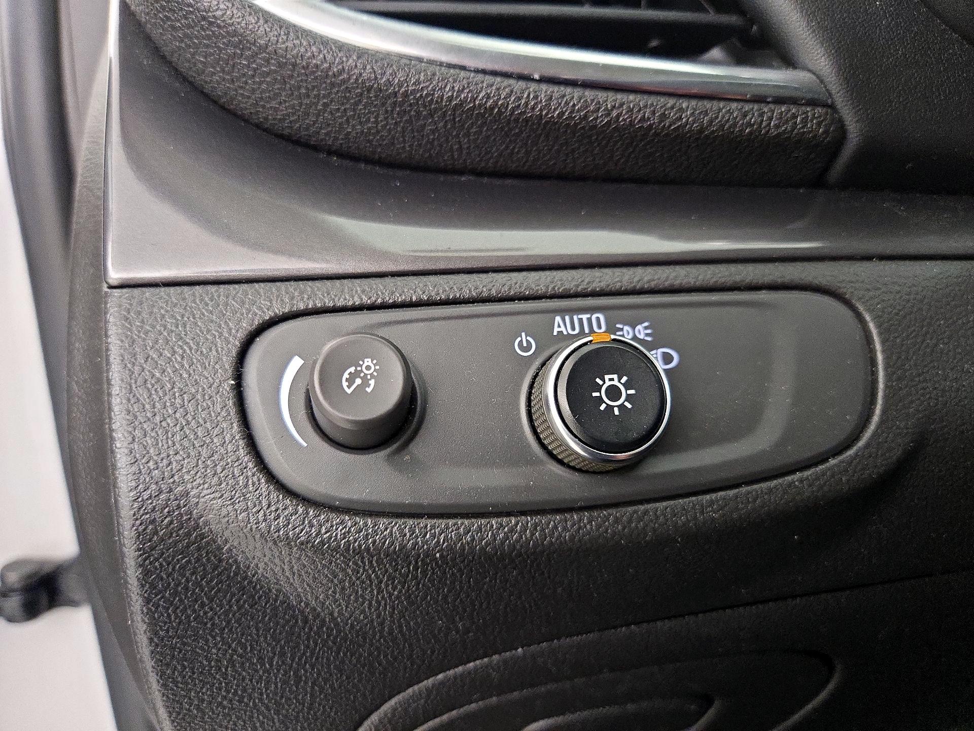 Thumbnail: 2018 Buick Encore - 11