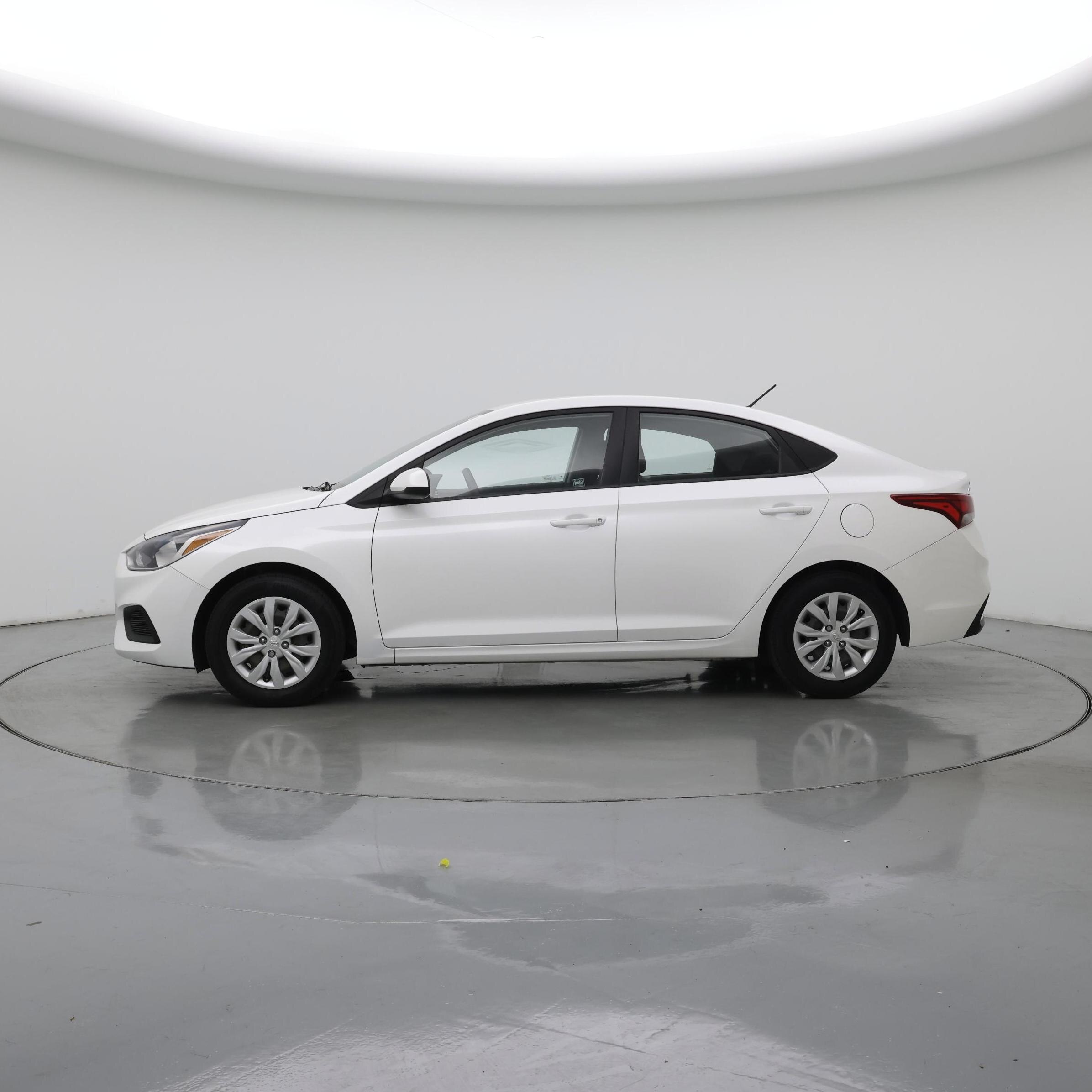 Thumbnail: 2020 Hyundai Accent - 3