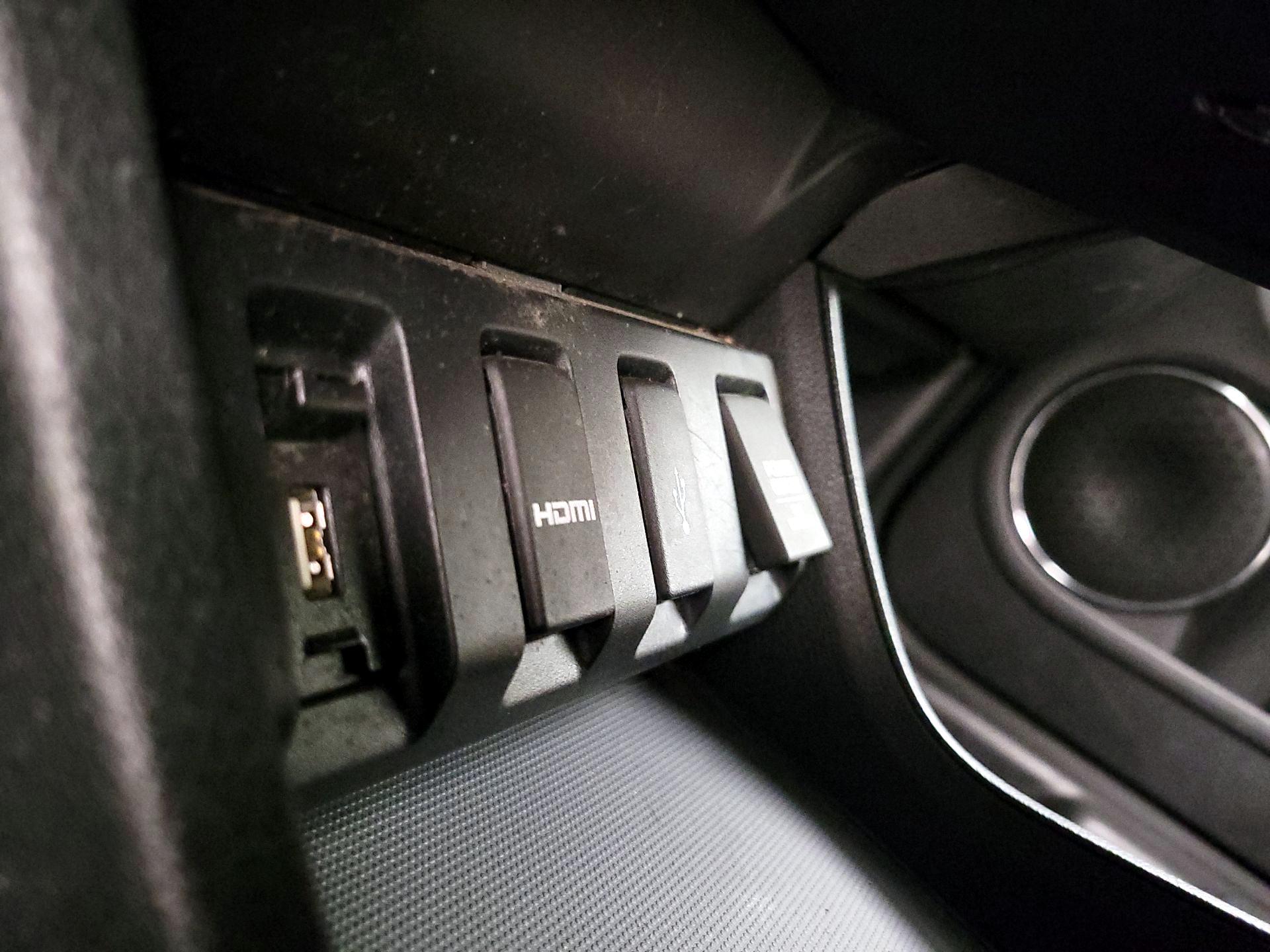 Thumbnail: 2016 Honda HR-V - 18