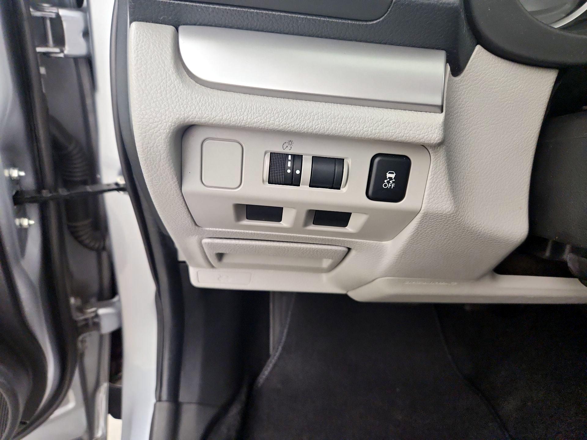 Thumbnail: 2016 Subaru Forester - 13