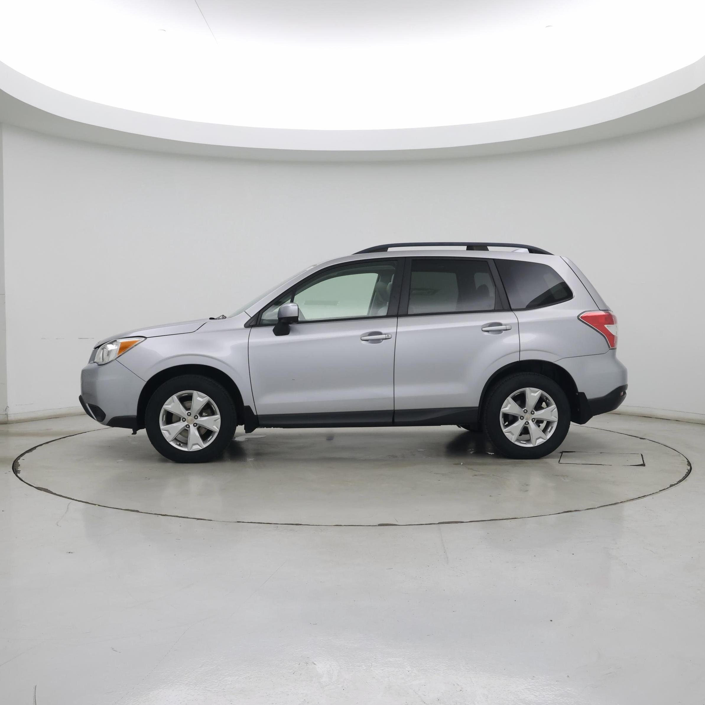 Thumbnail: 2016 Subaru Forester - 3