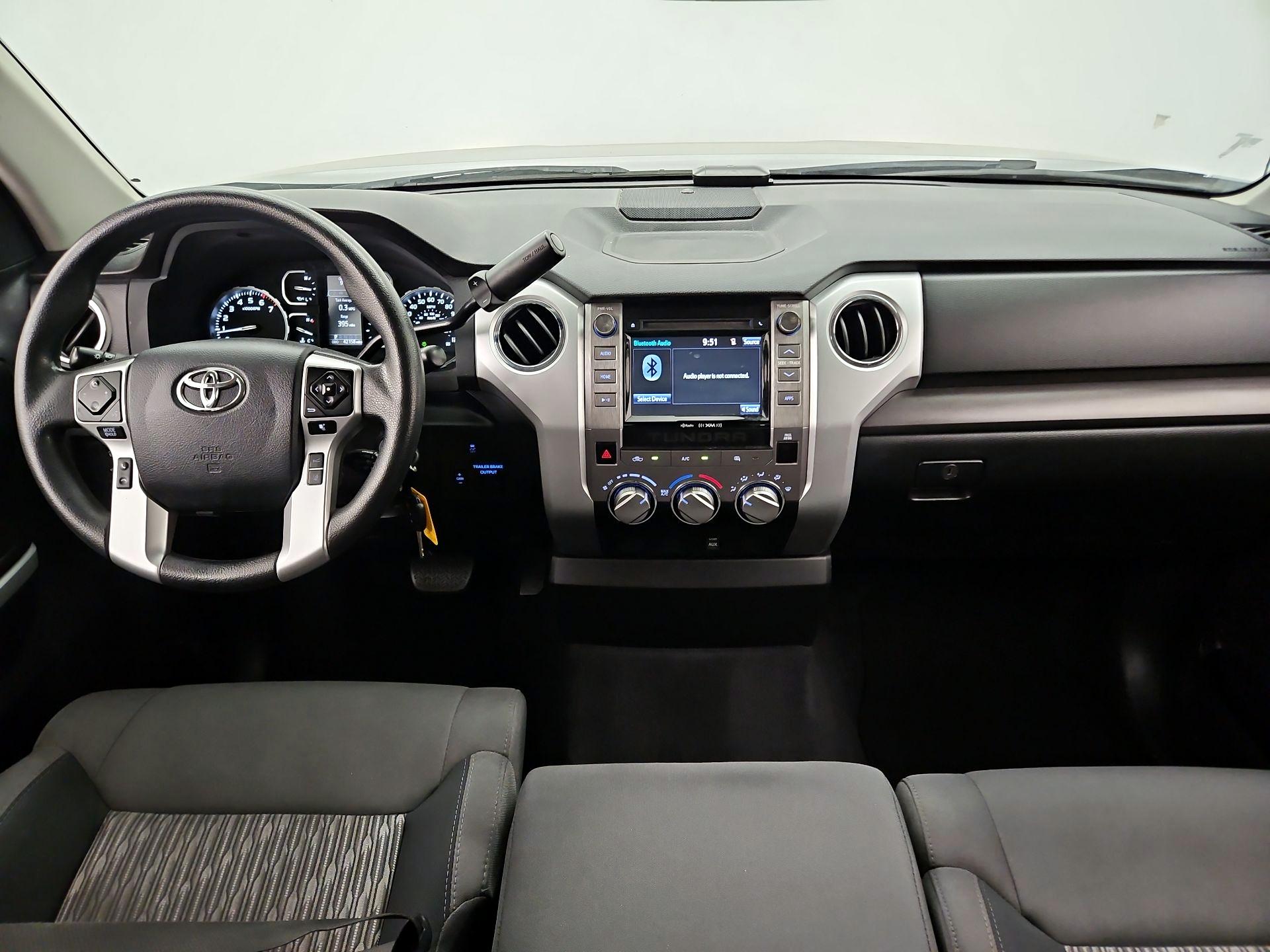Thumbnail: 2018 Toyota Tundra - 9