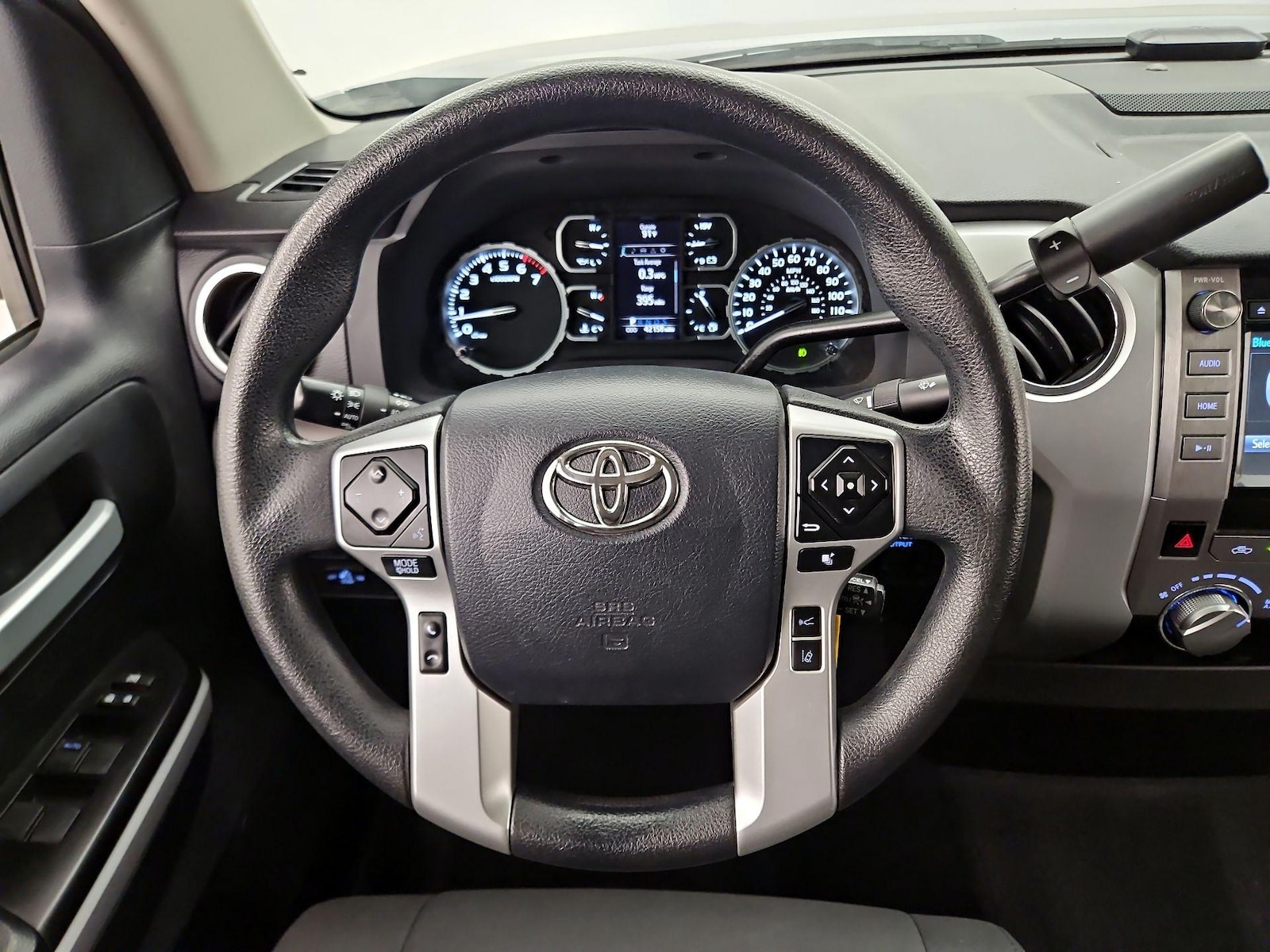 2018 Toyota Tundra SR5 - Photo 11