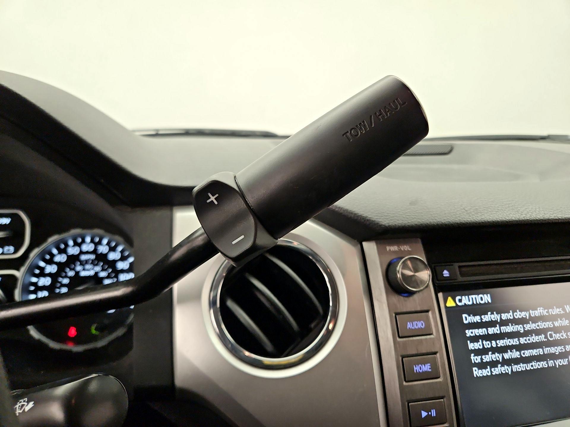 Thumbnail: 2018 Toyota Tundra - 15