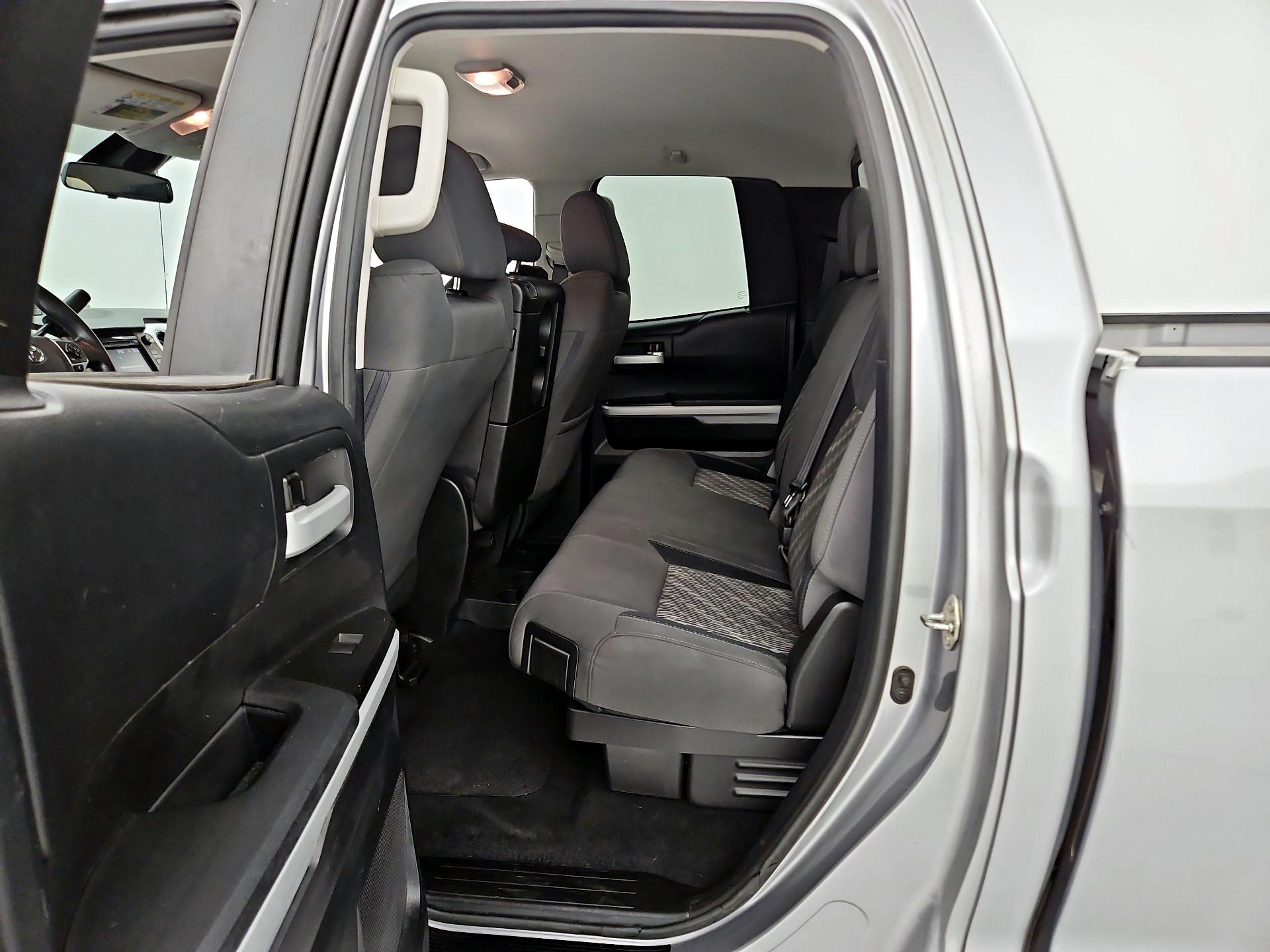 Thumbnail: 2018 Toyota Tundra - 16
