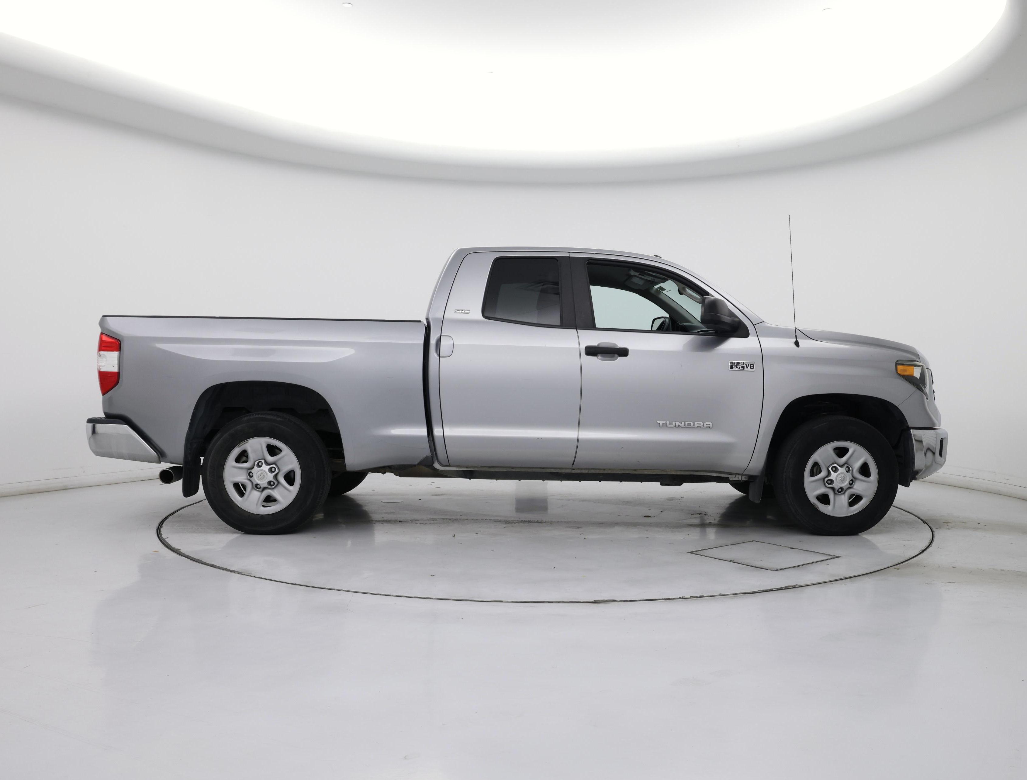 Thumbnail: 2018 Toyota Tundra - 7