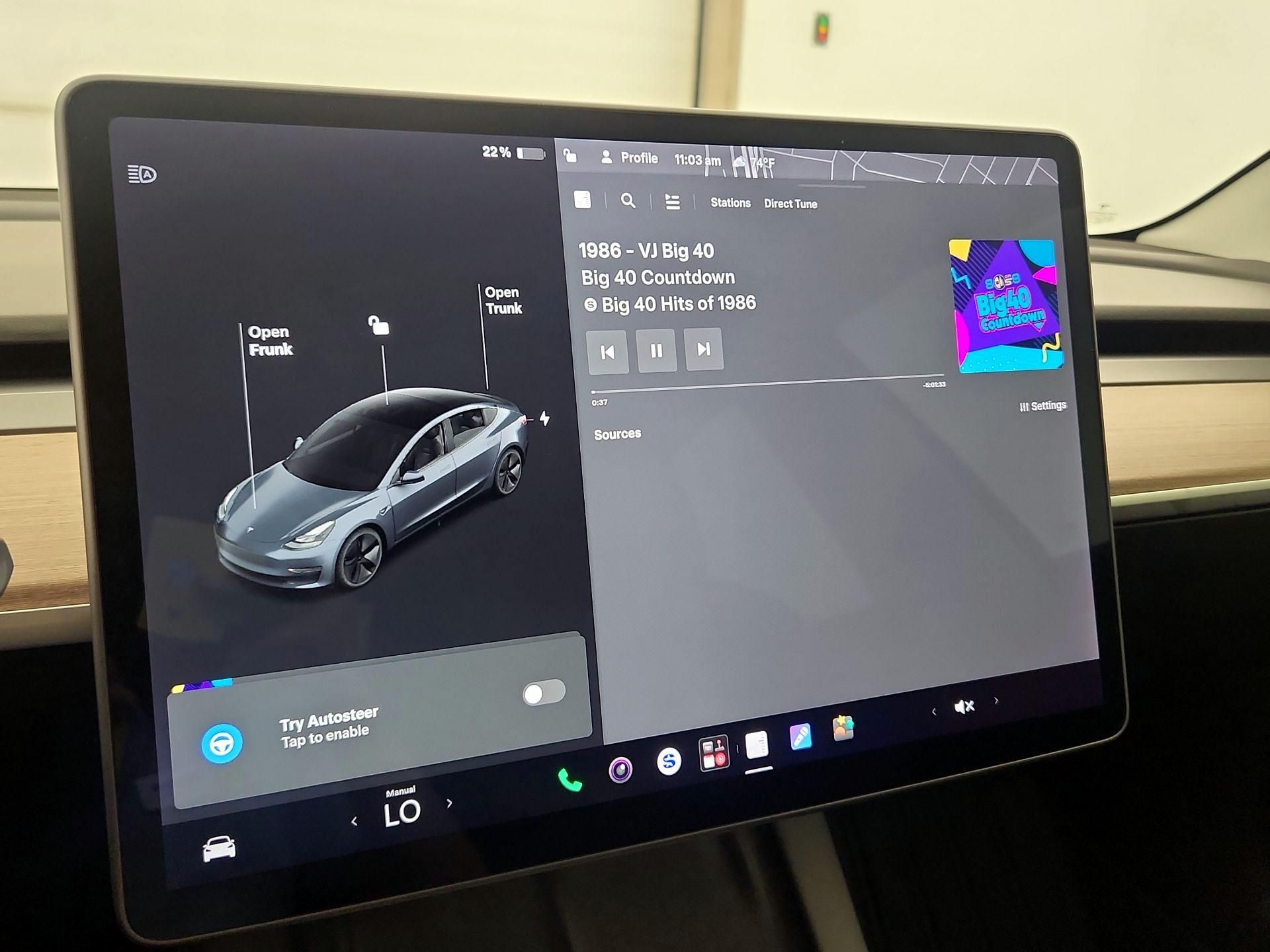 Thumbnail: 2021 Tesla Model 3 - 15