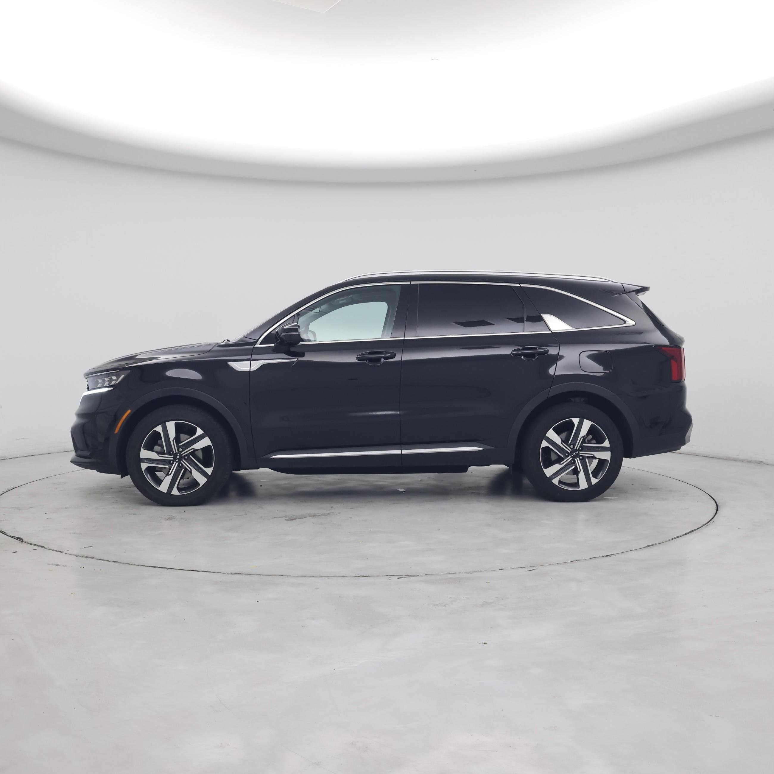Thumbnail: 2022 Kia Sorento - 3