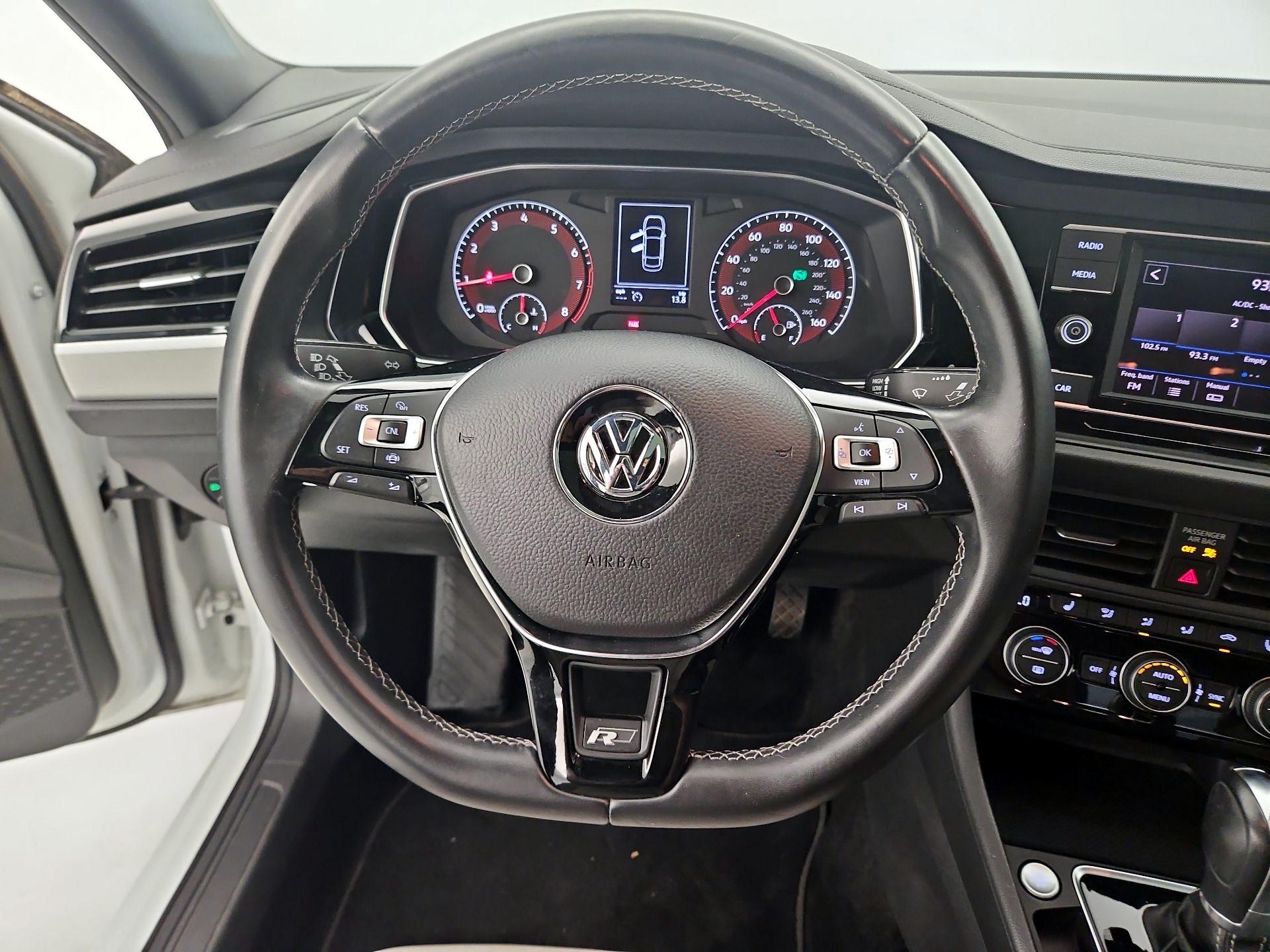 Thumbnail: 2019 Volkswagen Jetta - 10