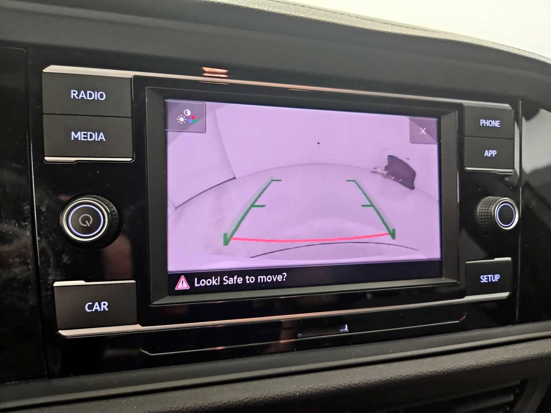 Thumbnail: 2019 Volkswagen Jetta - 14