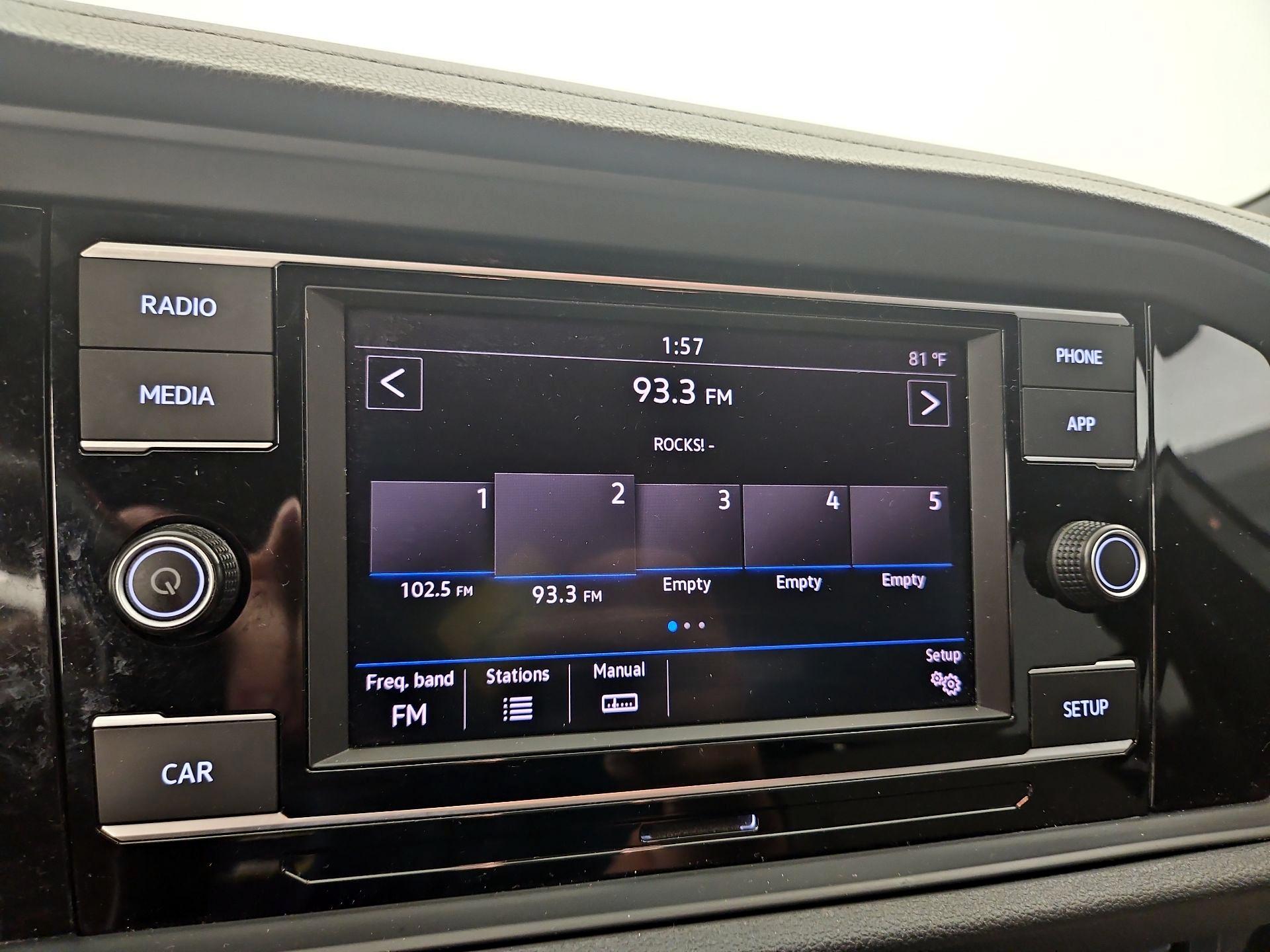 Thumbnail: 2019 Volkswagen Jetta - 15