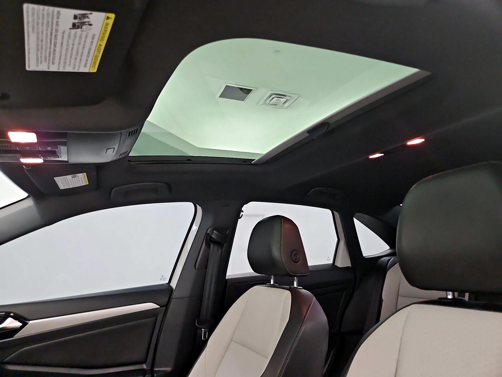 Thumbnail: 2019 Volkswagen Jetta - 19