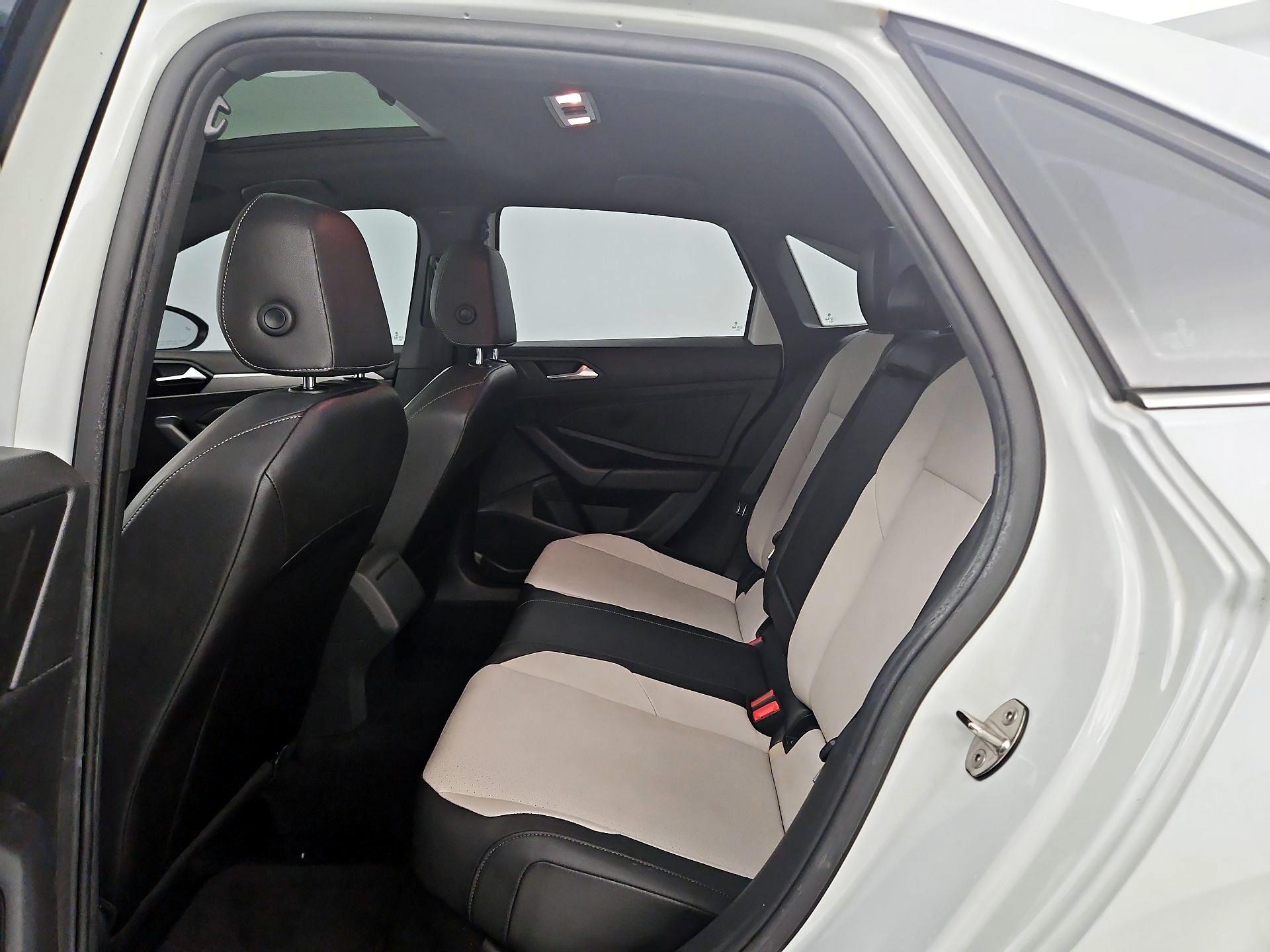 Thumbnail: 2019 Volkswagen Jetta - 20