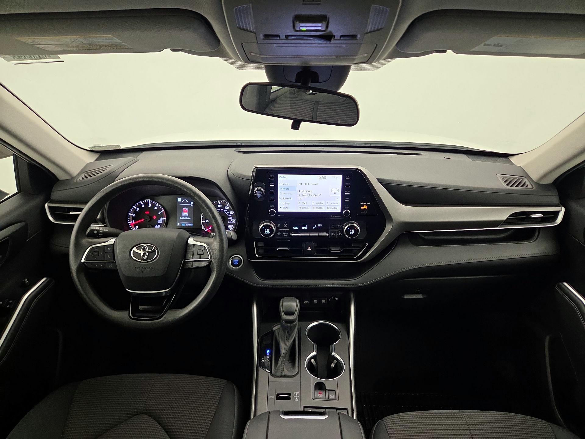 Thumbnail: 2021 Toyota Highlander - 9