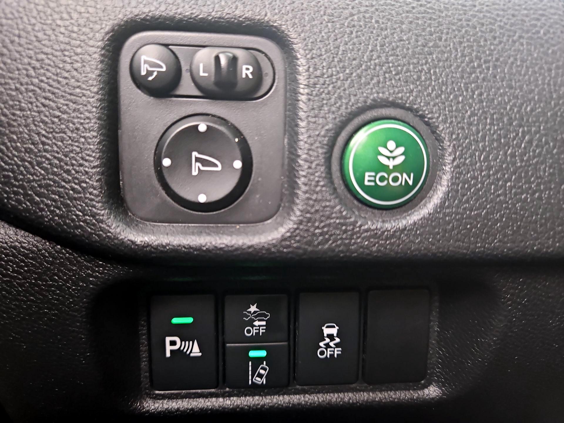 Thumbnail: 2019 Honda Pilot - 13