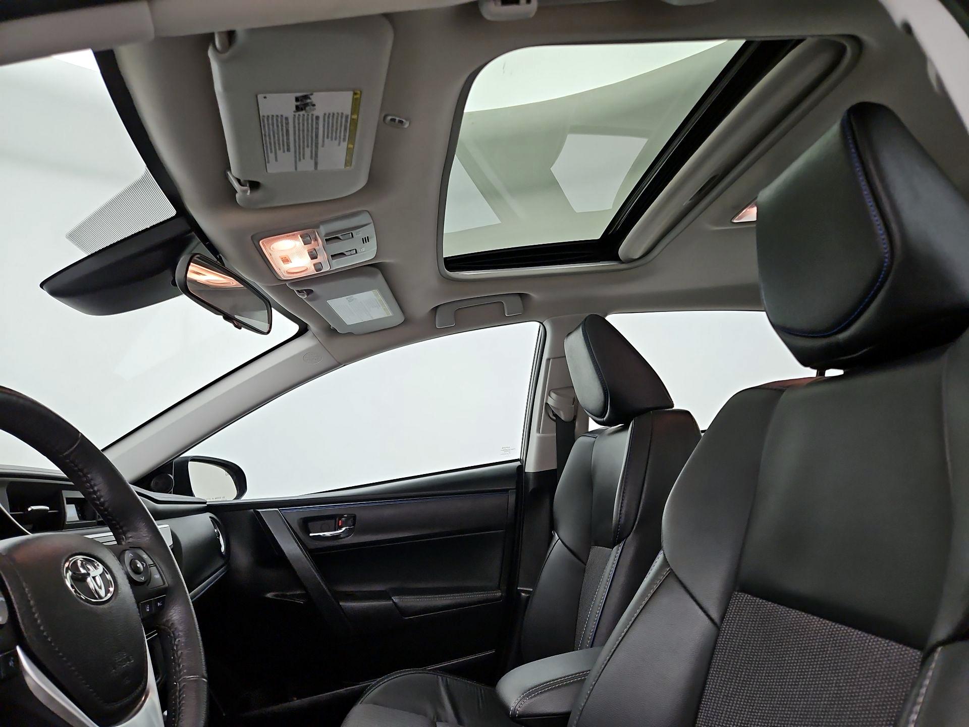 Thumbnail: 2017 Toyota Corolla - 19