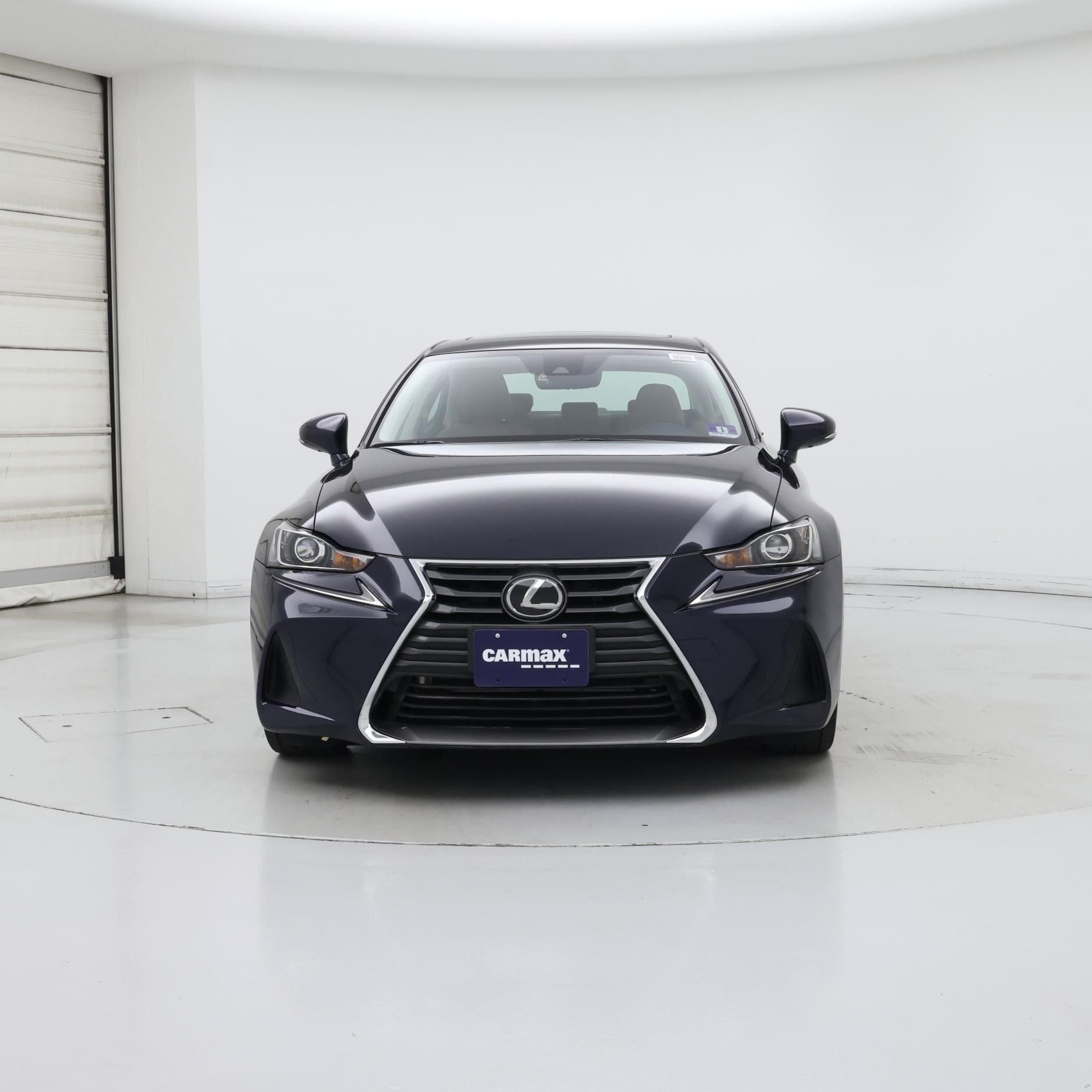 Thumbnail: 2019 Lexus IS - 5