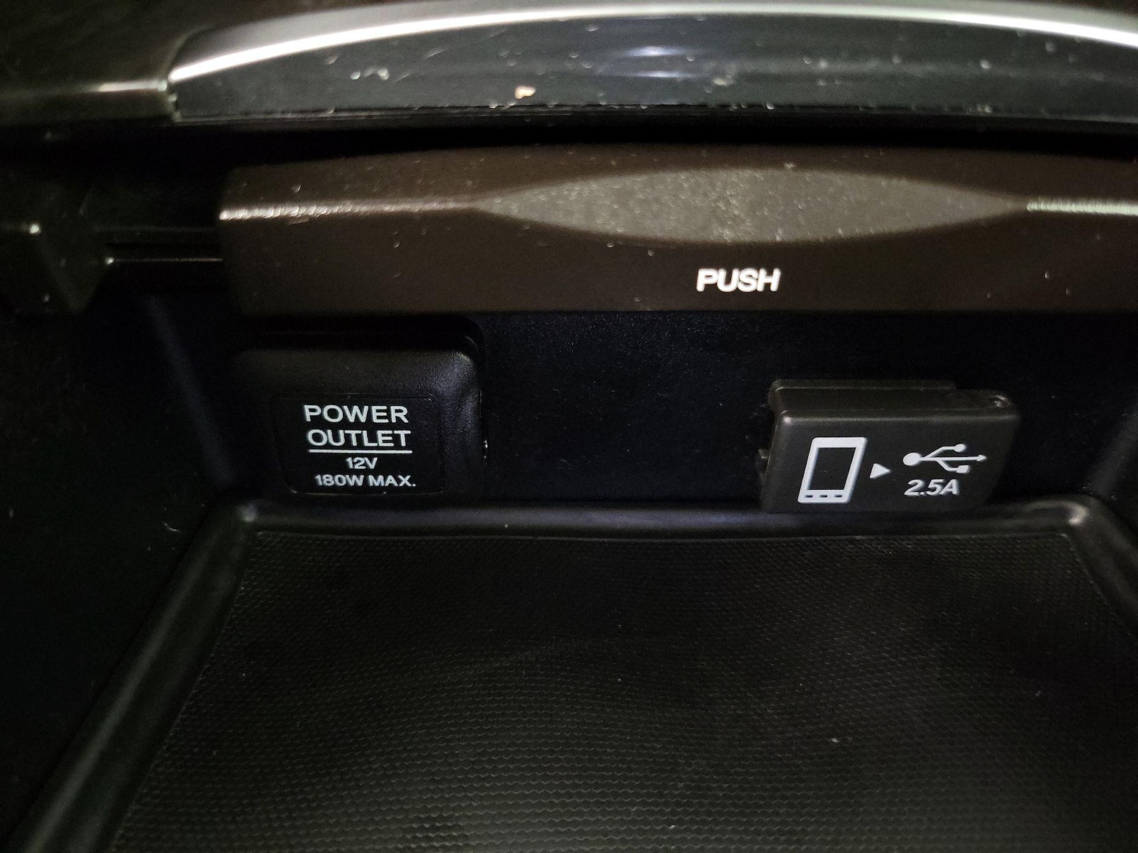 2020 Acura TLX Base - Photo 19