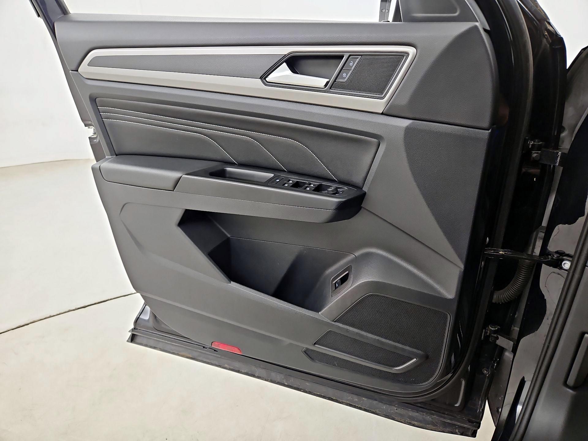 Thumbnail: 2020 Volkswagen Atlas - 12