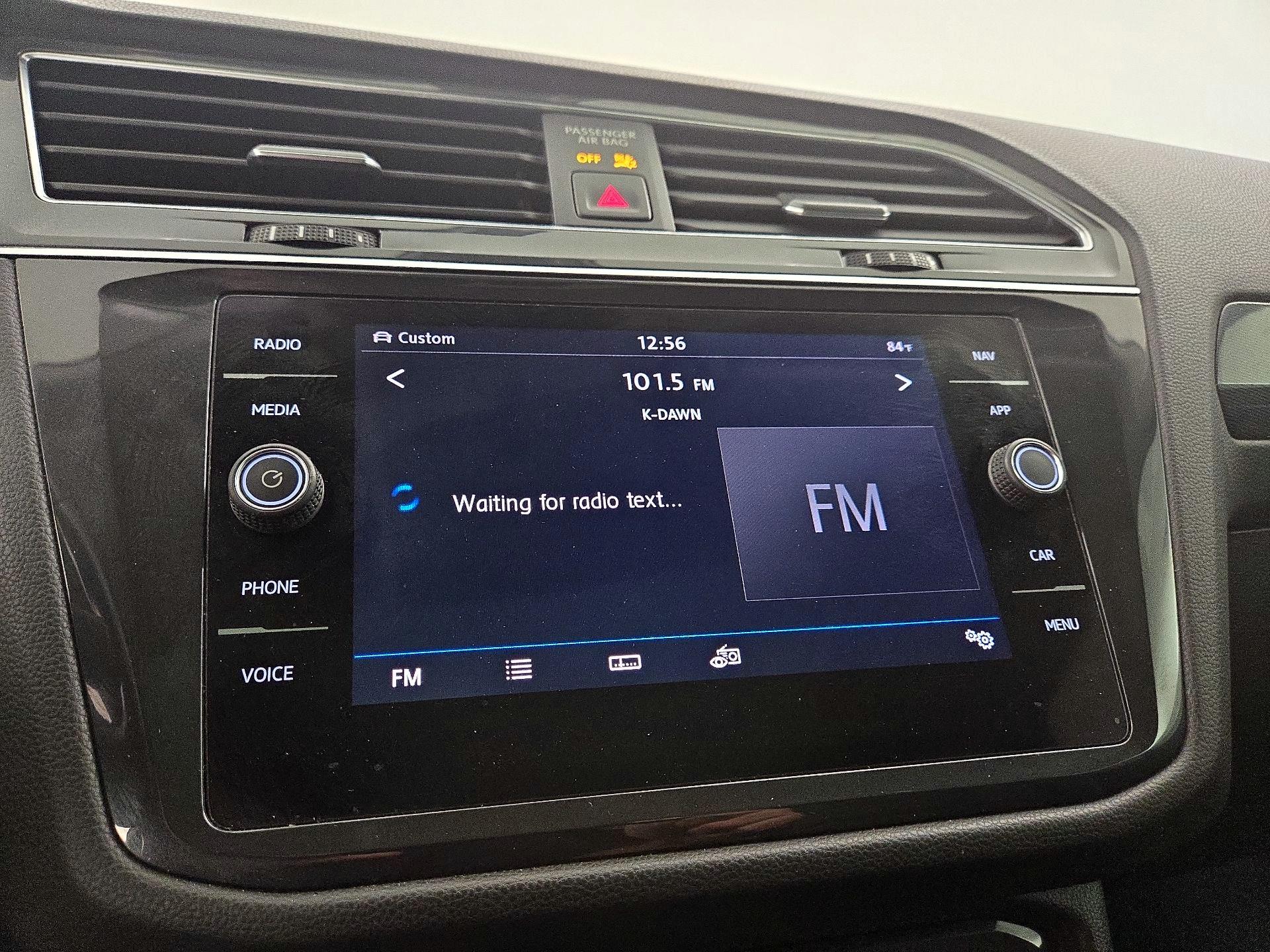 Thumbnail: 2019 Volkswagen Tiguan - 15
