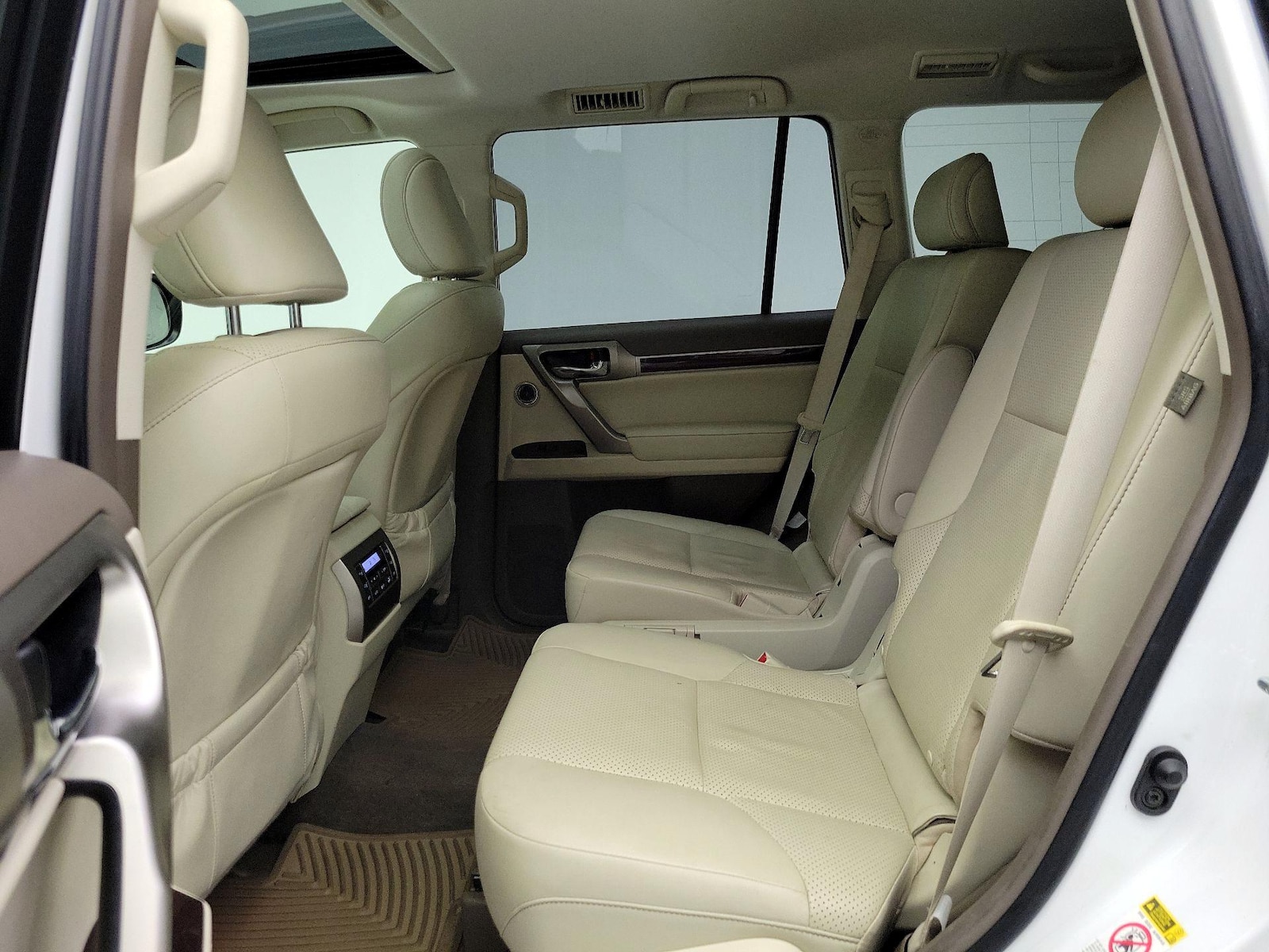2017 Lexus GX Luxury - Photo 22