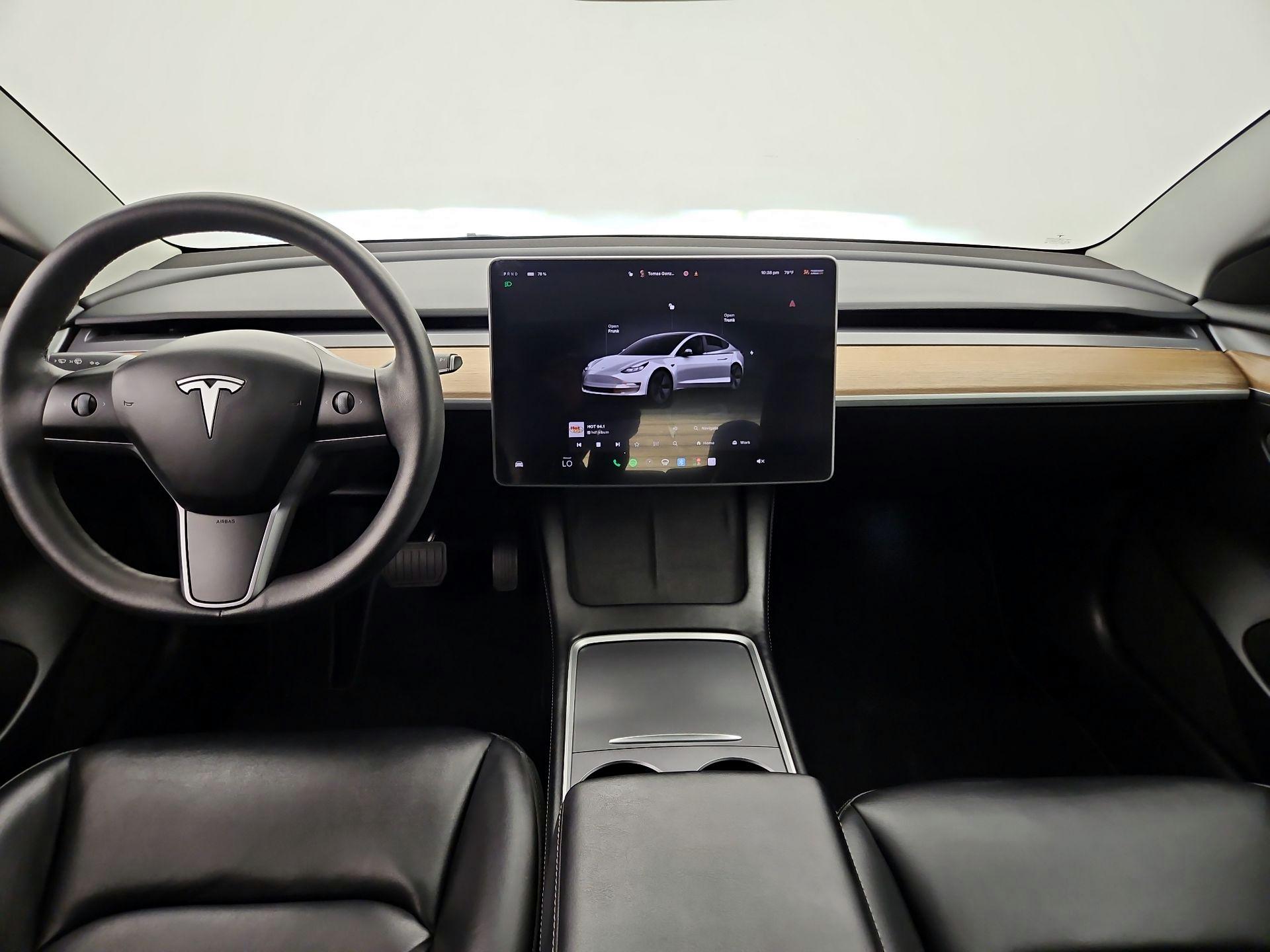 Thumbnail: 2023 Tesla Model 3 - 9